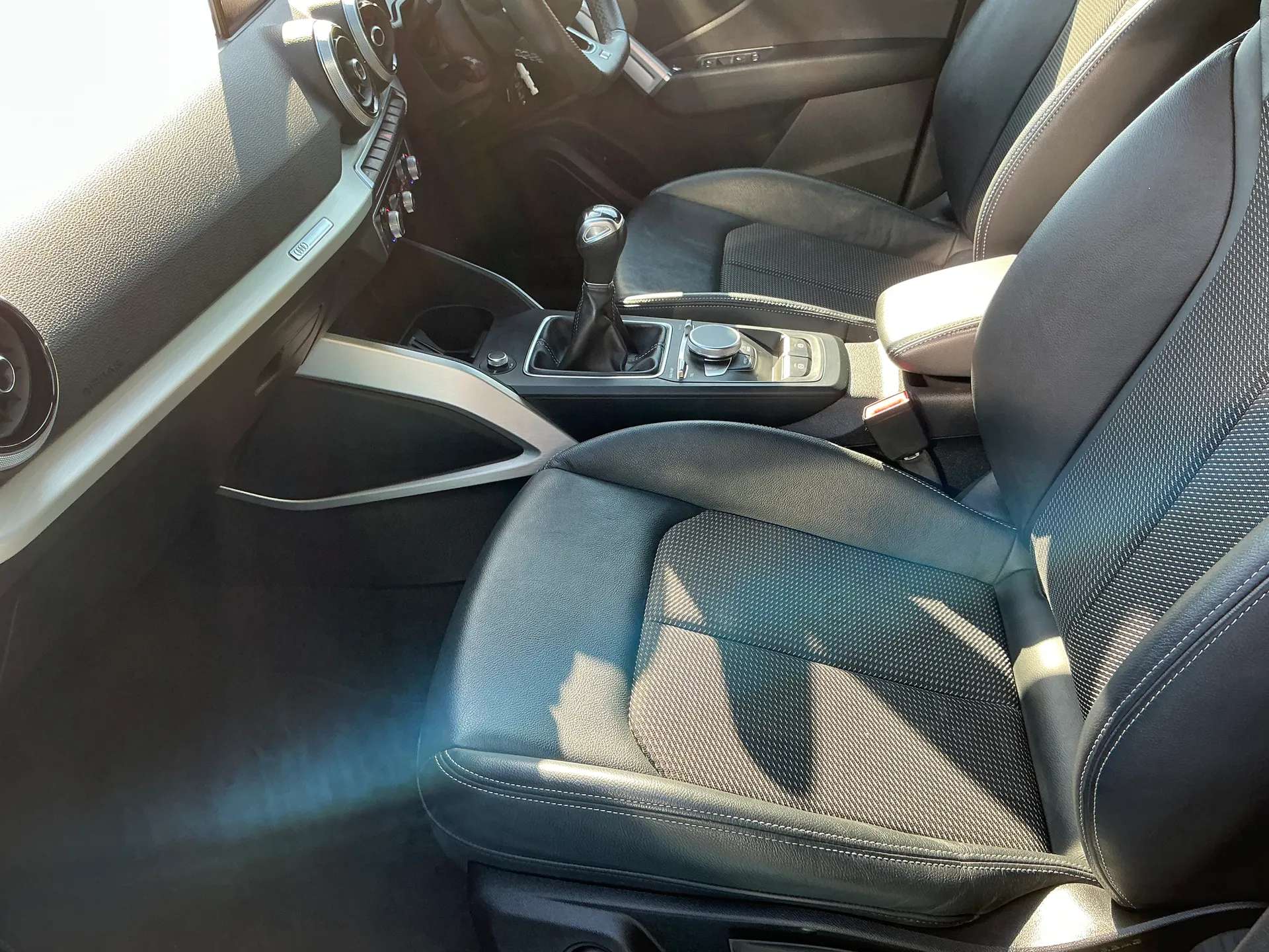 2021 AUDI Q2 2021 AUDI Q2