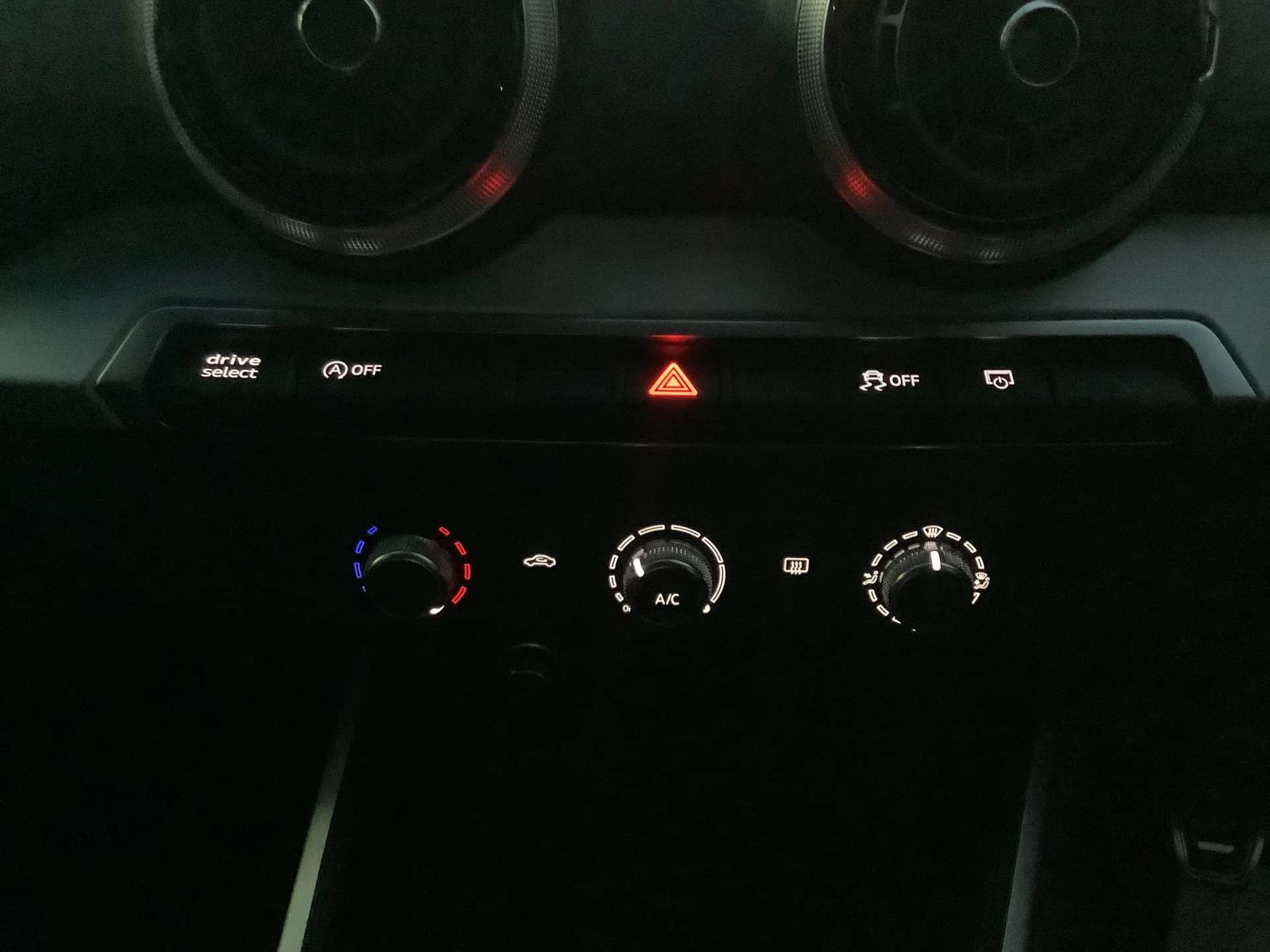 2023 AUDI Q2 2023 AUDI Q2