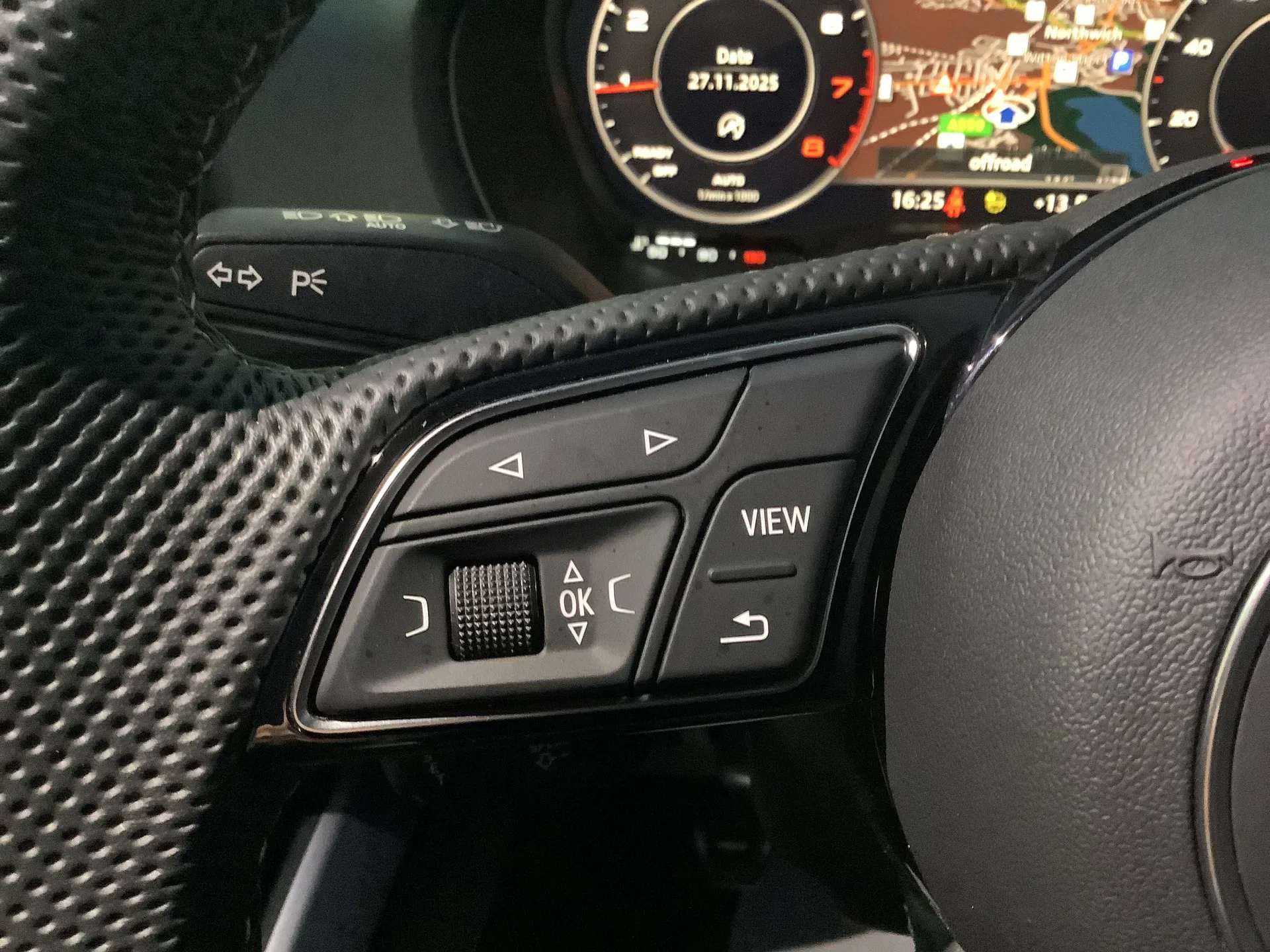 2023 AUDI Q2 2023 AUDI Q2