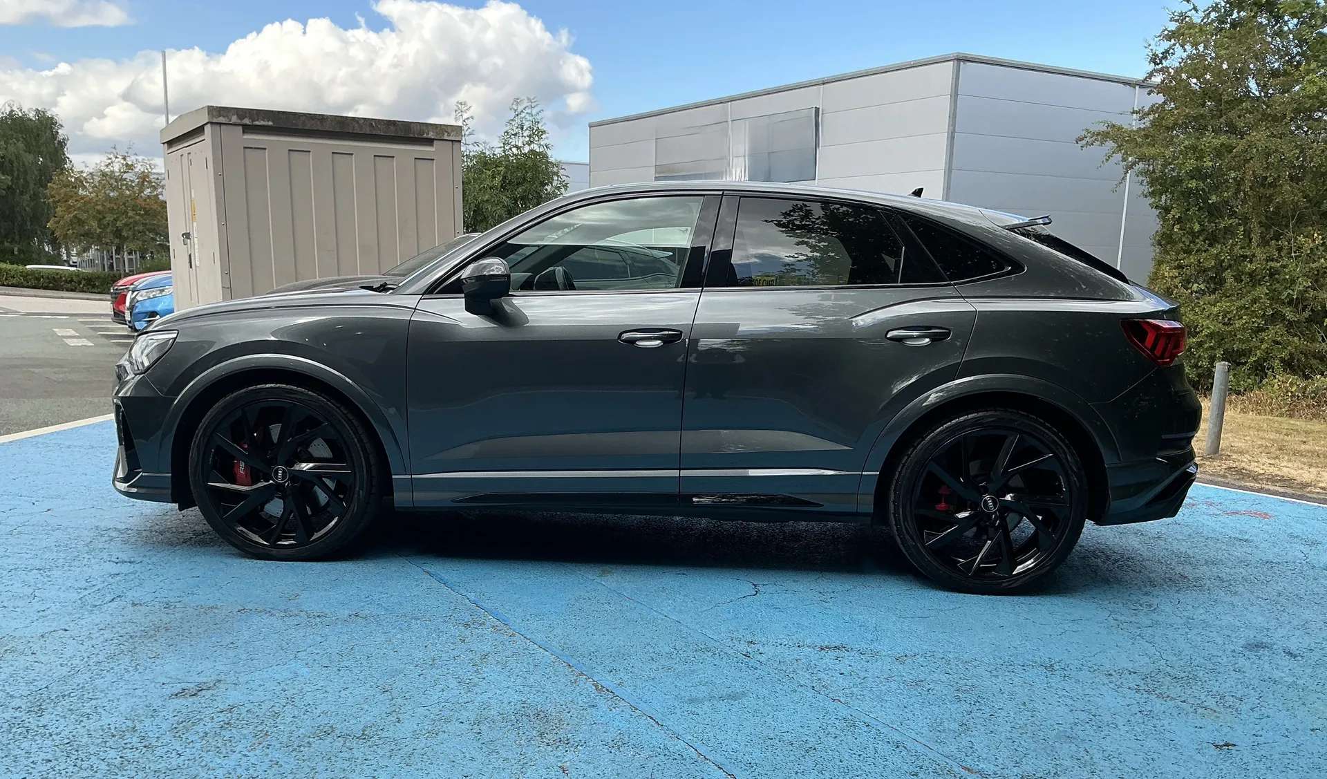 2020 AUDI RS Q3 2020 AUDI RS Q3