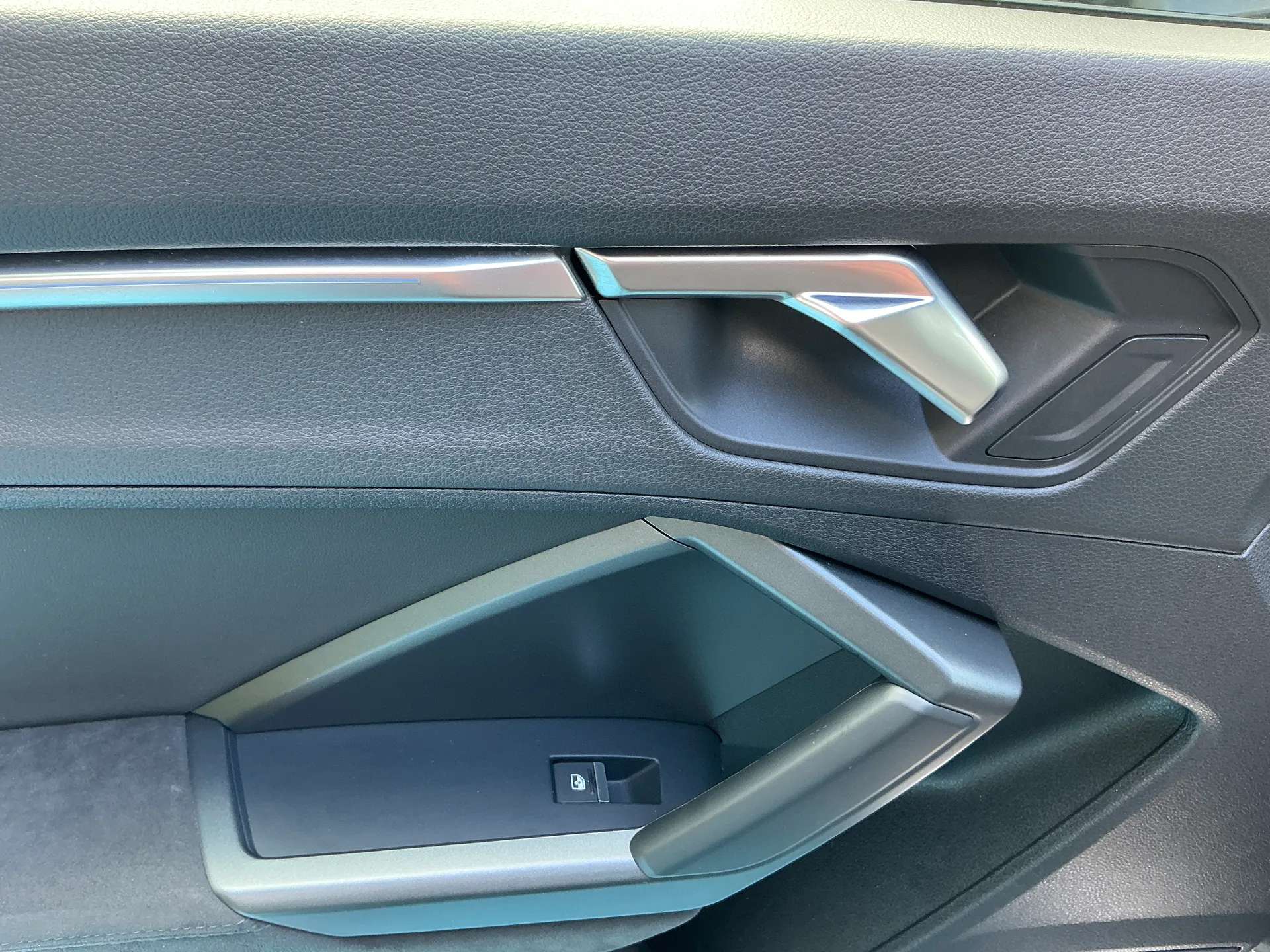 2020 AUDI RS Q3 2020 AUDI RS Q3