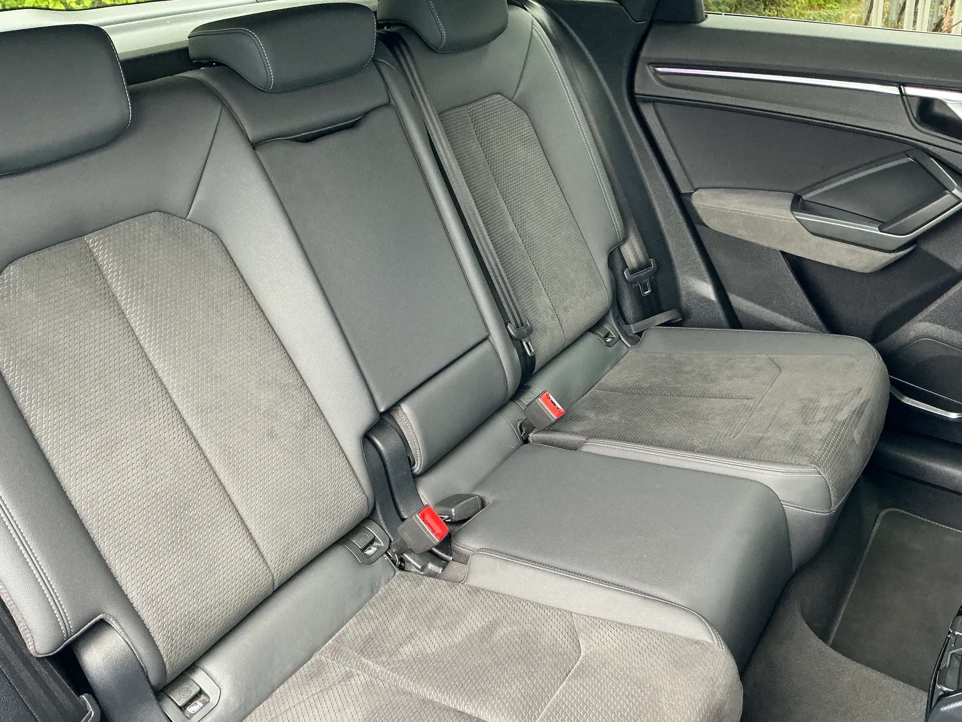 2020 AUDI Q3 2020 AUDI Q3
