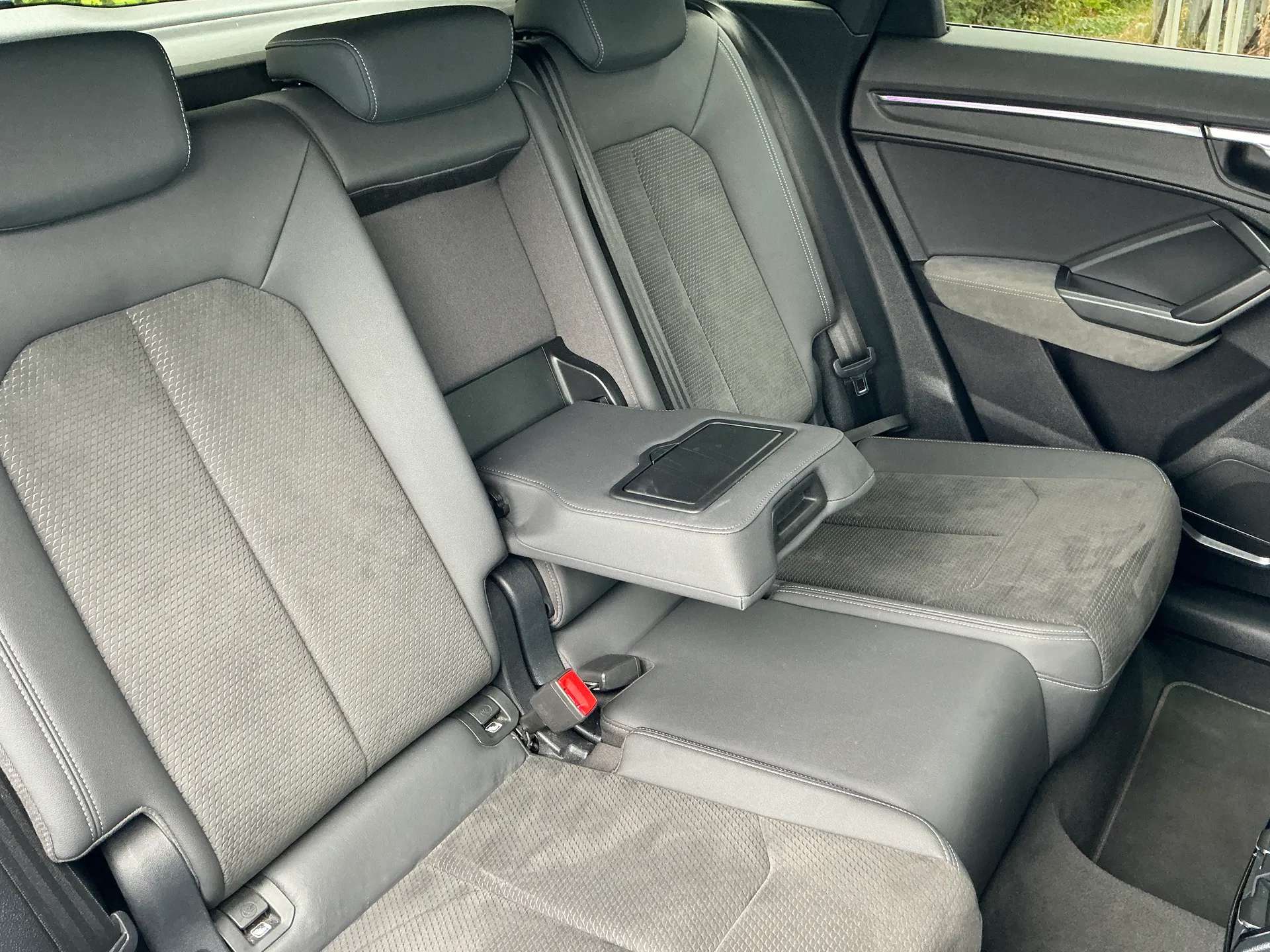 2020 AUDI Q3 2020 AUDI Q3