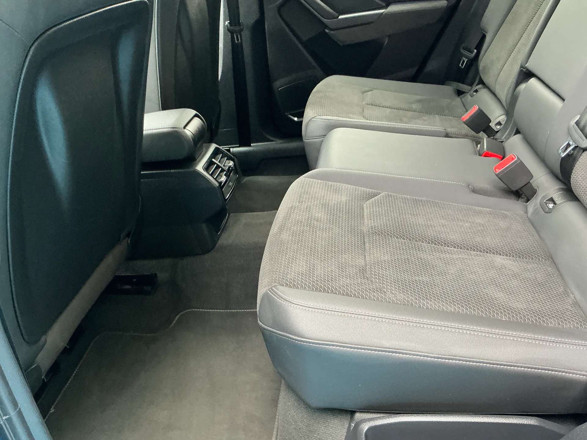2020 AUDI Q3 2020 AUDI Q3
