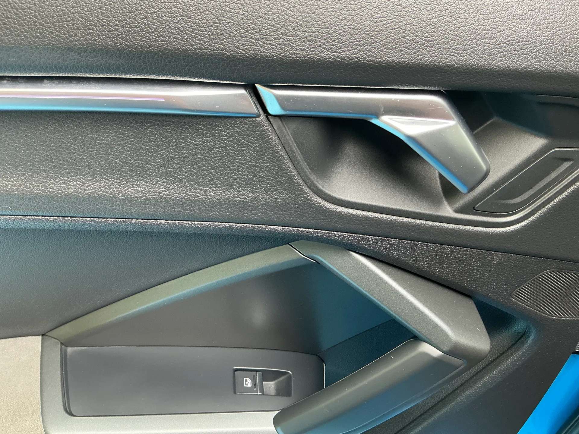 2020 AUDI Q3 2020 AUDI Q3