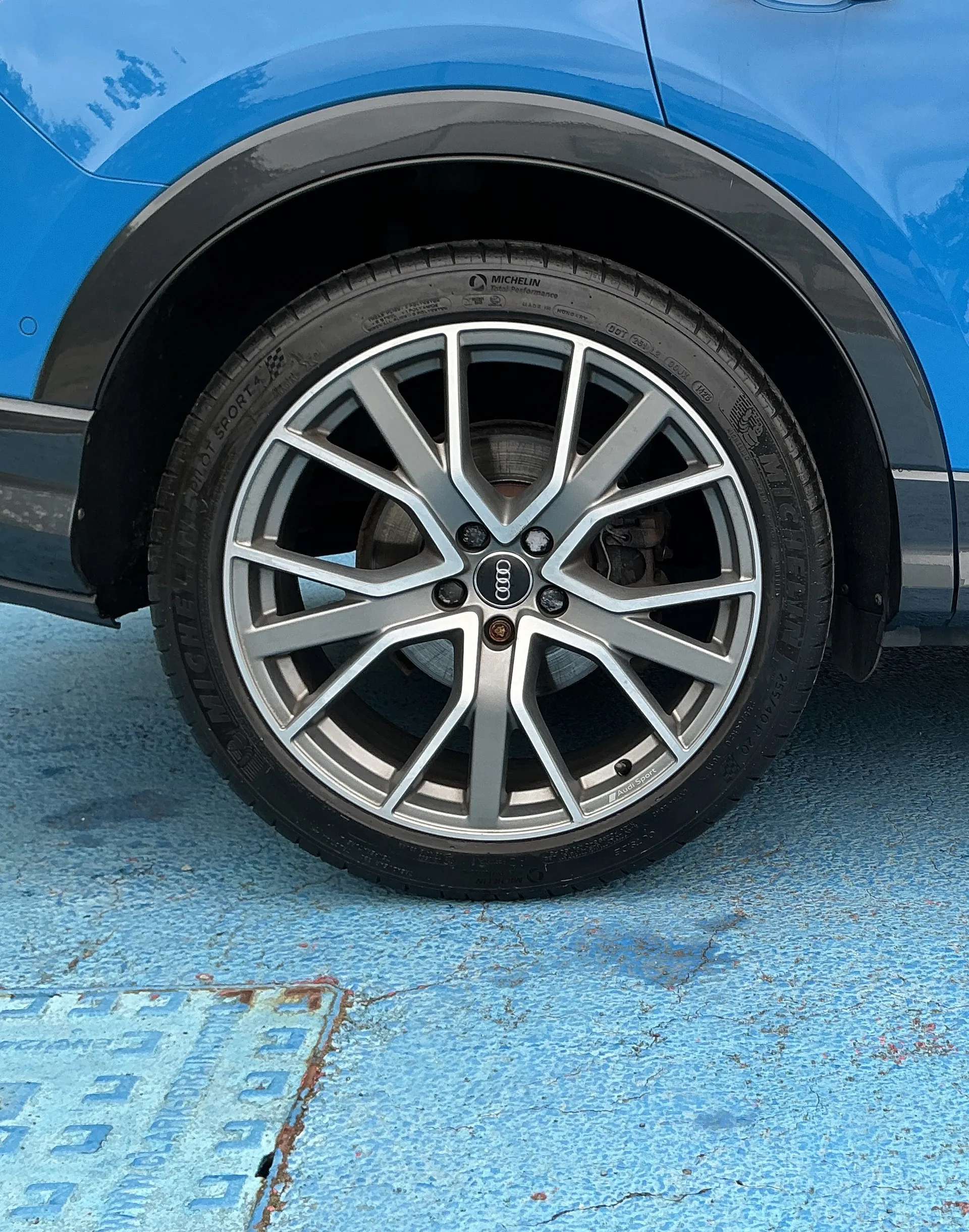 2020 AUDI Q3 2020 AUDI Q3