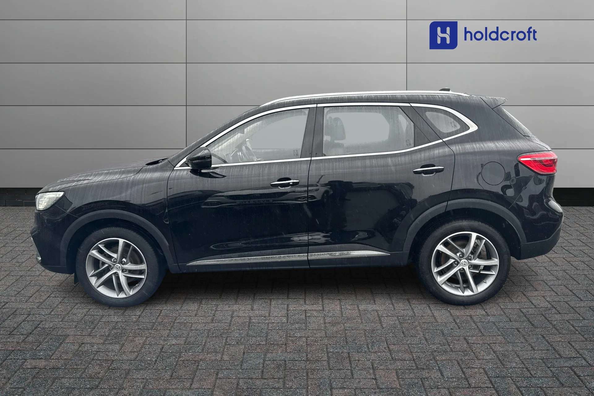 2022 MG HS 2022 MG HS