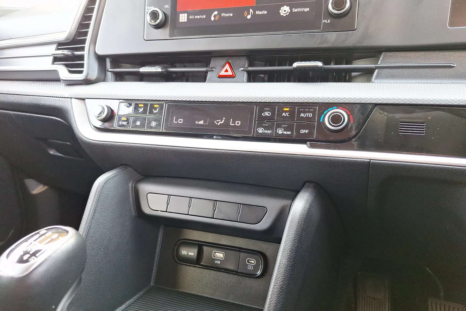 2023 KIA SPORTAGE 2023 KIA SPORTAGE