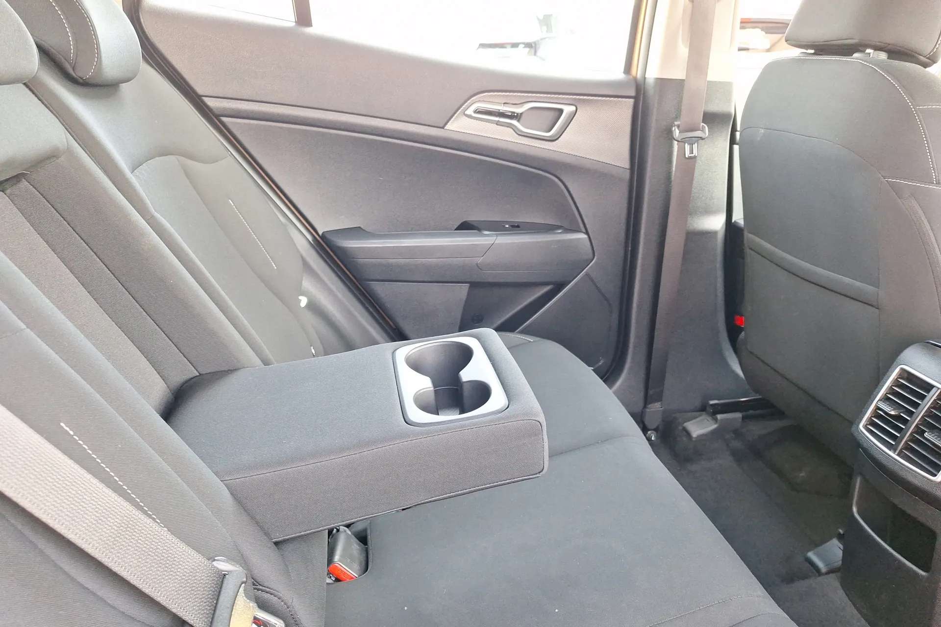 2023 KIA SPORTAGE 2023 KIA SPORTAGE