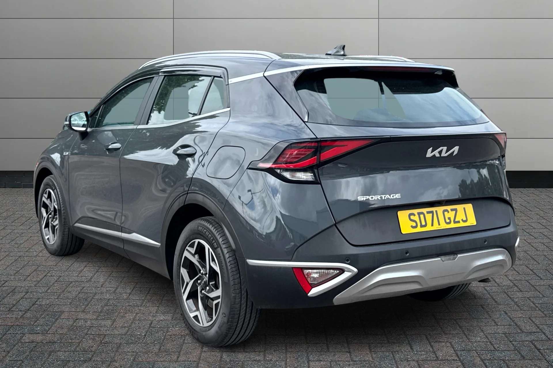 A 2022 KIA SPORTAGE 1.6T GDi ISG 2 5dr A 2022 KIA SPORTAGE 1.6T GDi ISG 2 5dr