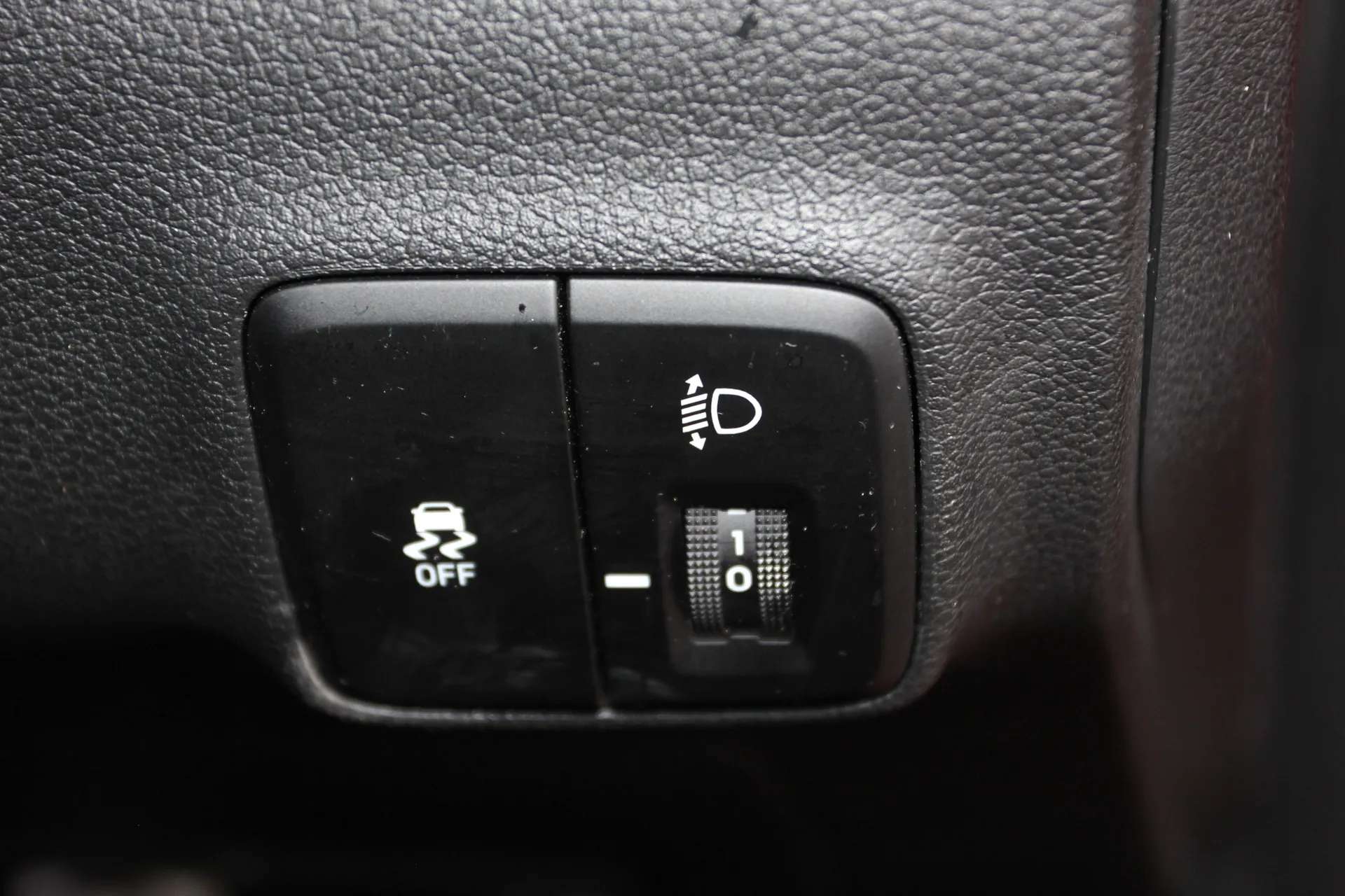 2023 HYUNDAI I10 2023 HYUNDAI I10