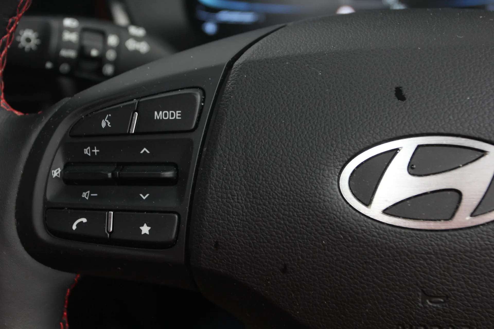 2023 HYUNDAI I10 2023 HYUNDAI I10