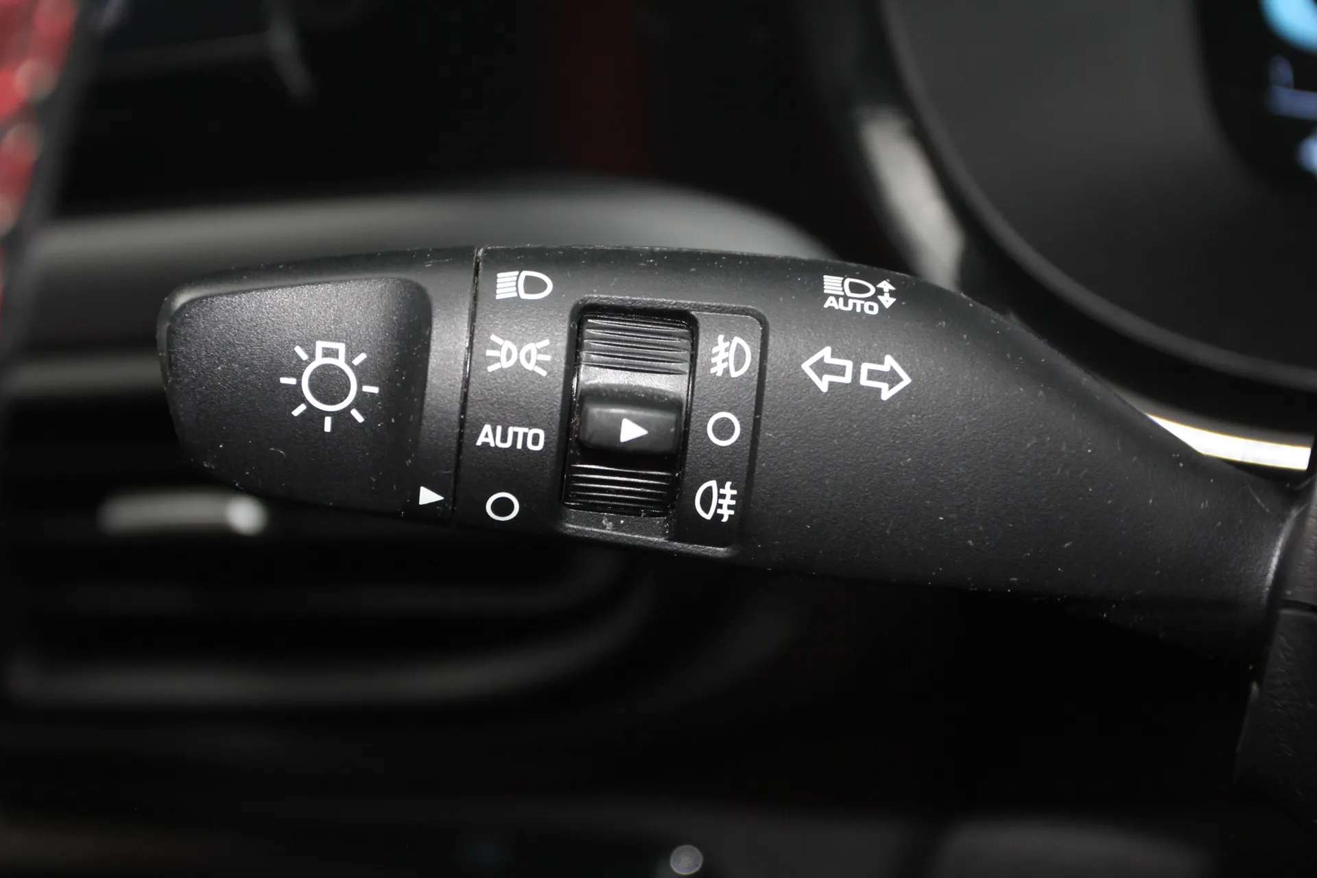 2023 HYUNDAI I10 2023 HYUNDAI I10
