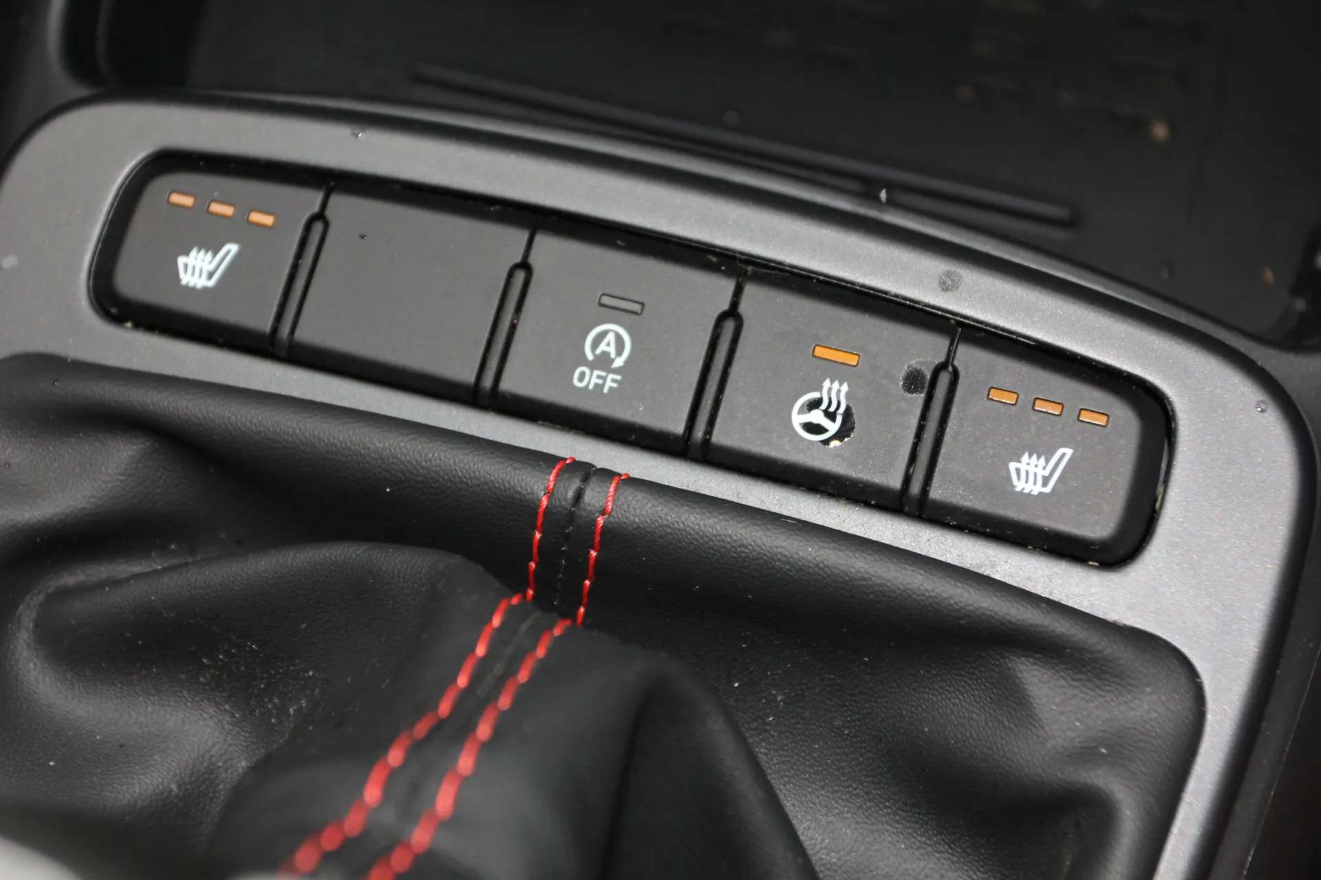 2023 HYUNDAI I10 2023 HYUNDAI I10