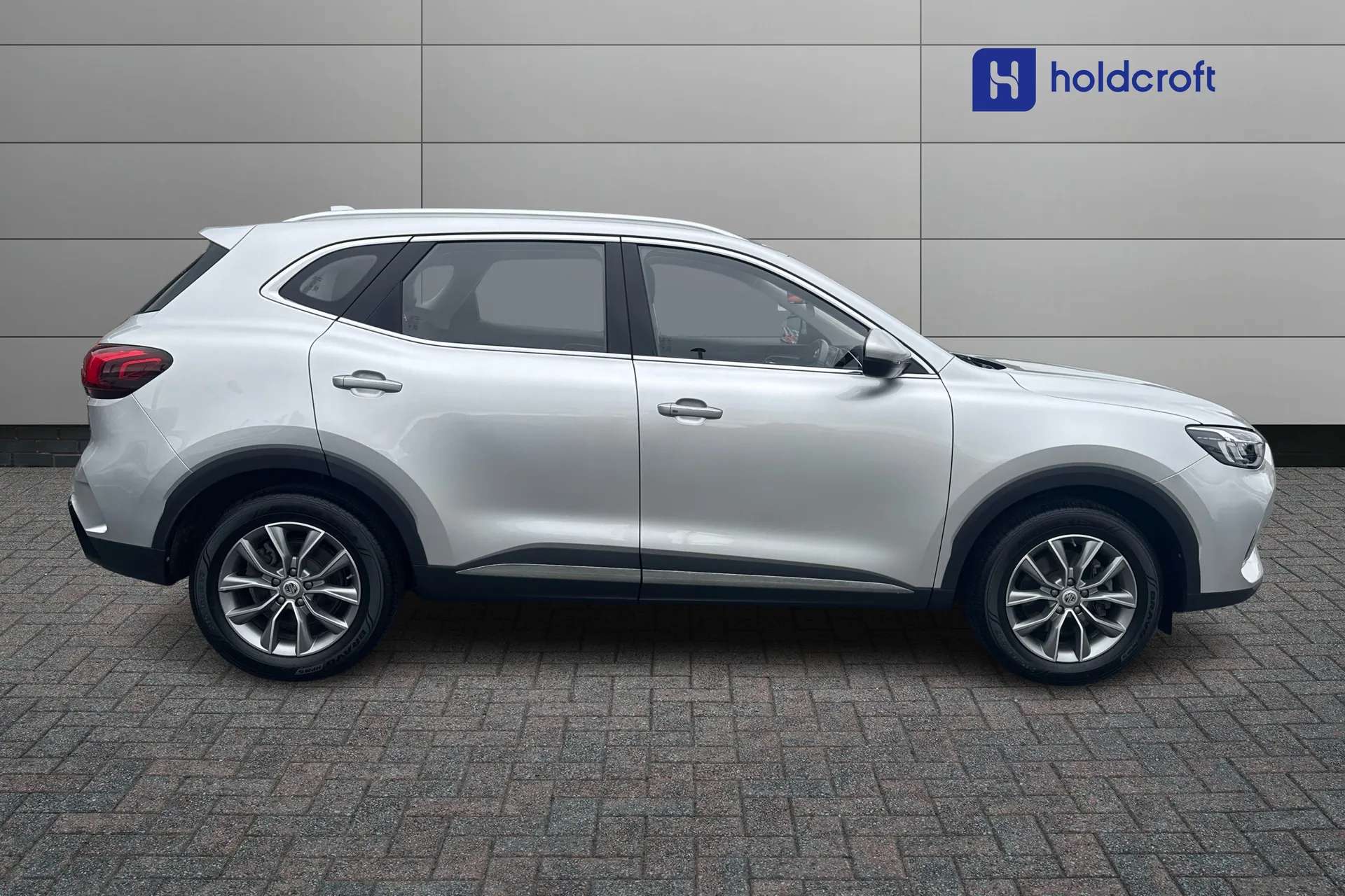 2023 MG HS 2023 MG HS