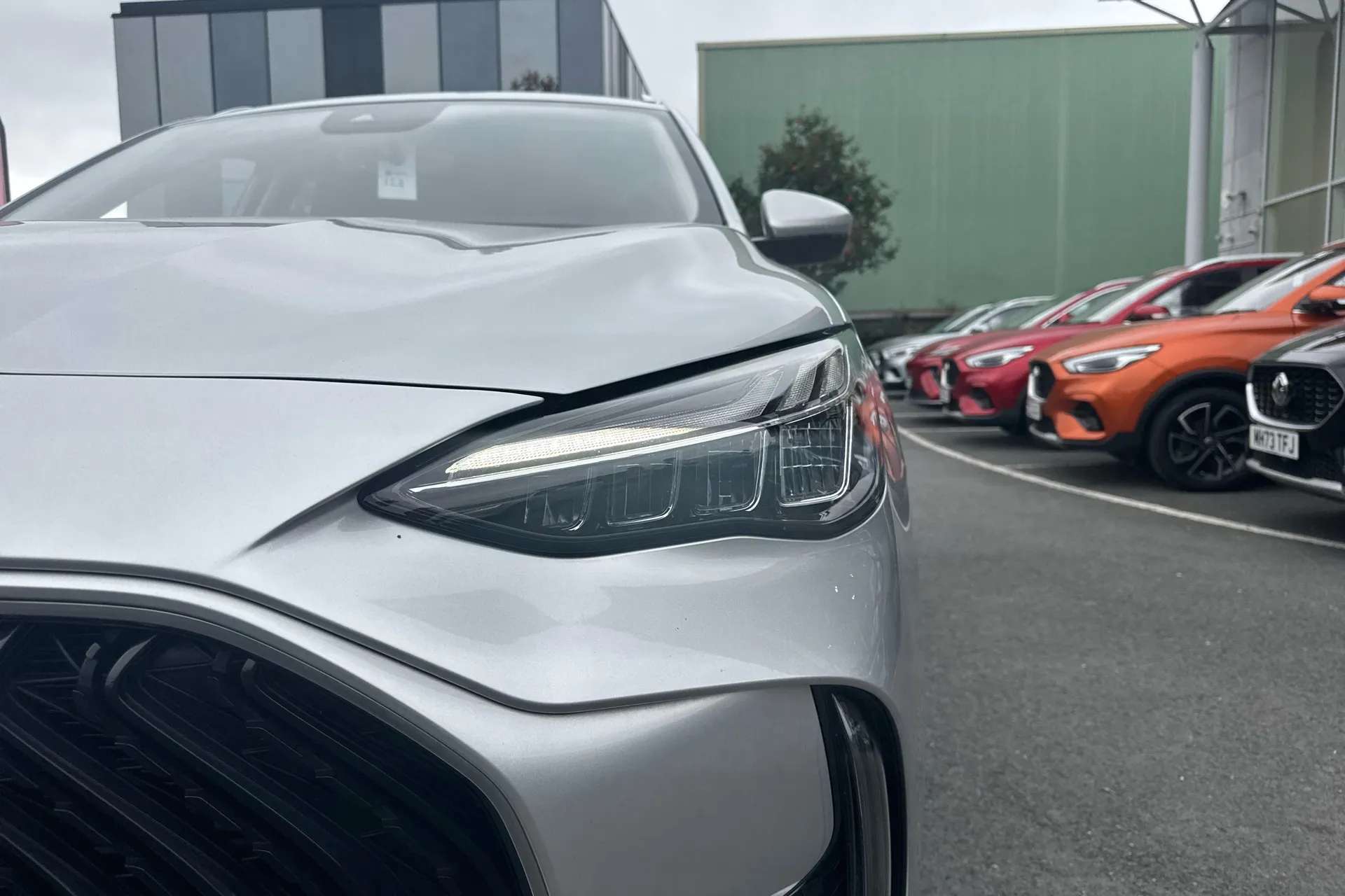 2023 MG HS 2023 MG HS