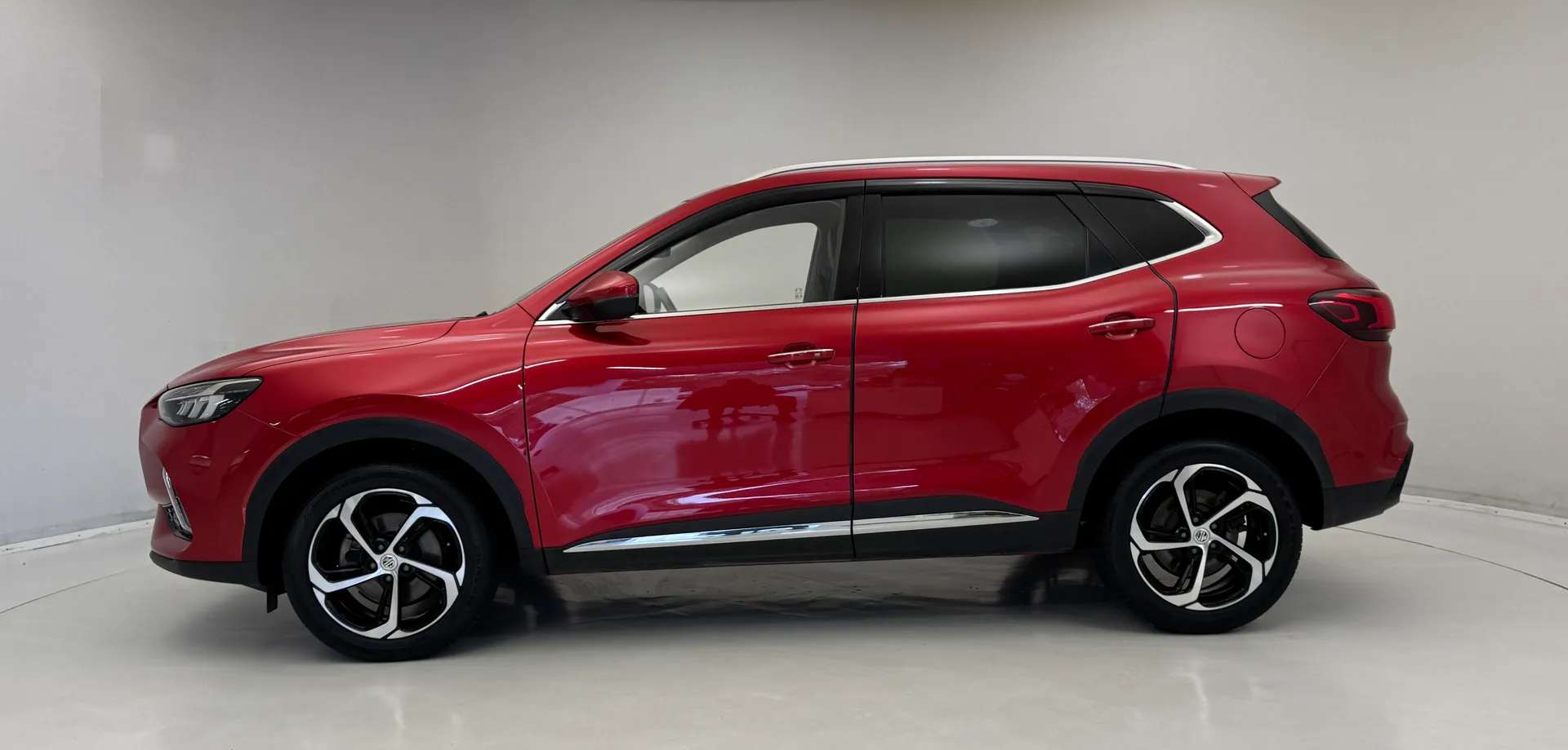 2023 MG MOTOR UK HS 2023 MG MOTOR UK HS