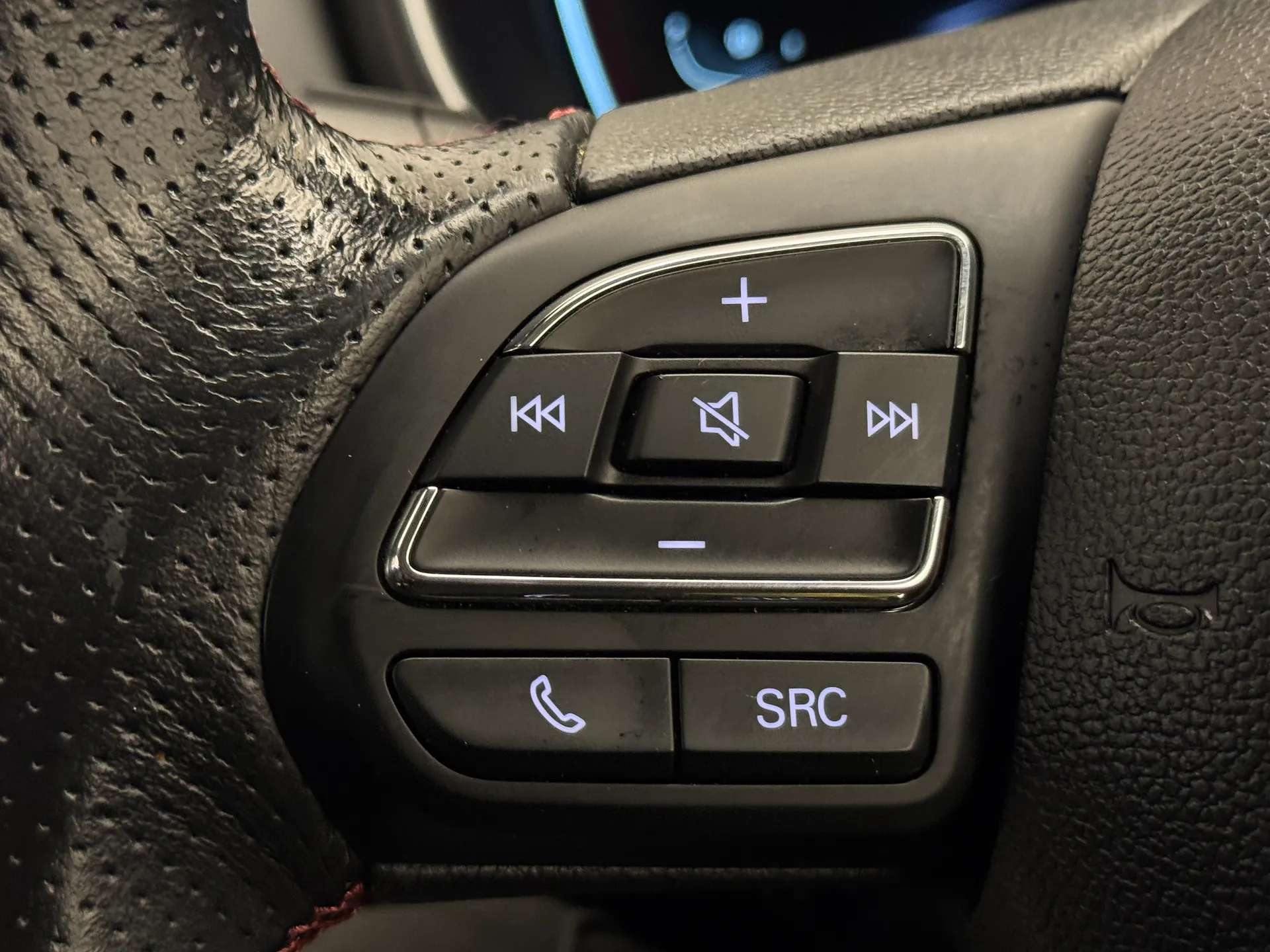 2023 MG MOTOR UK HS 2023 MG MOTOR UK HS