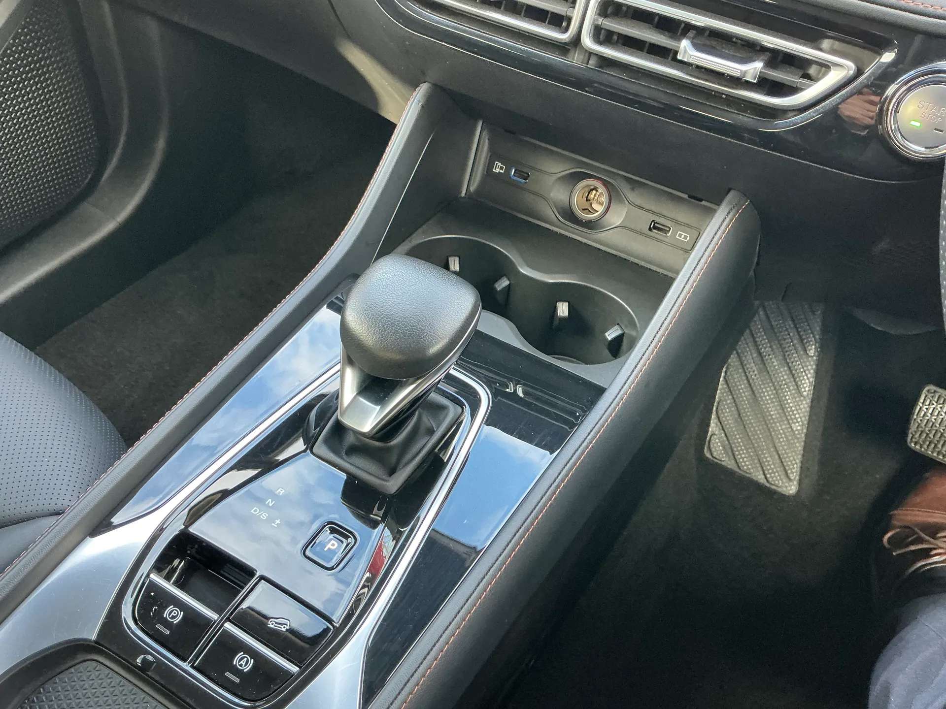 2024 MG MOTOR UK HS 2024 MG MOTOR UK HS