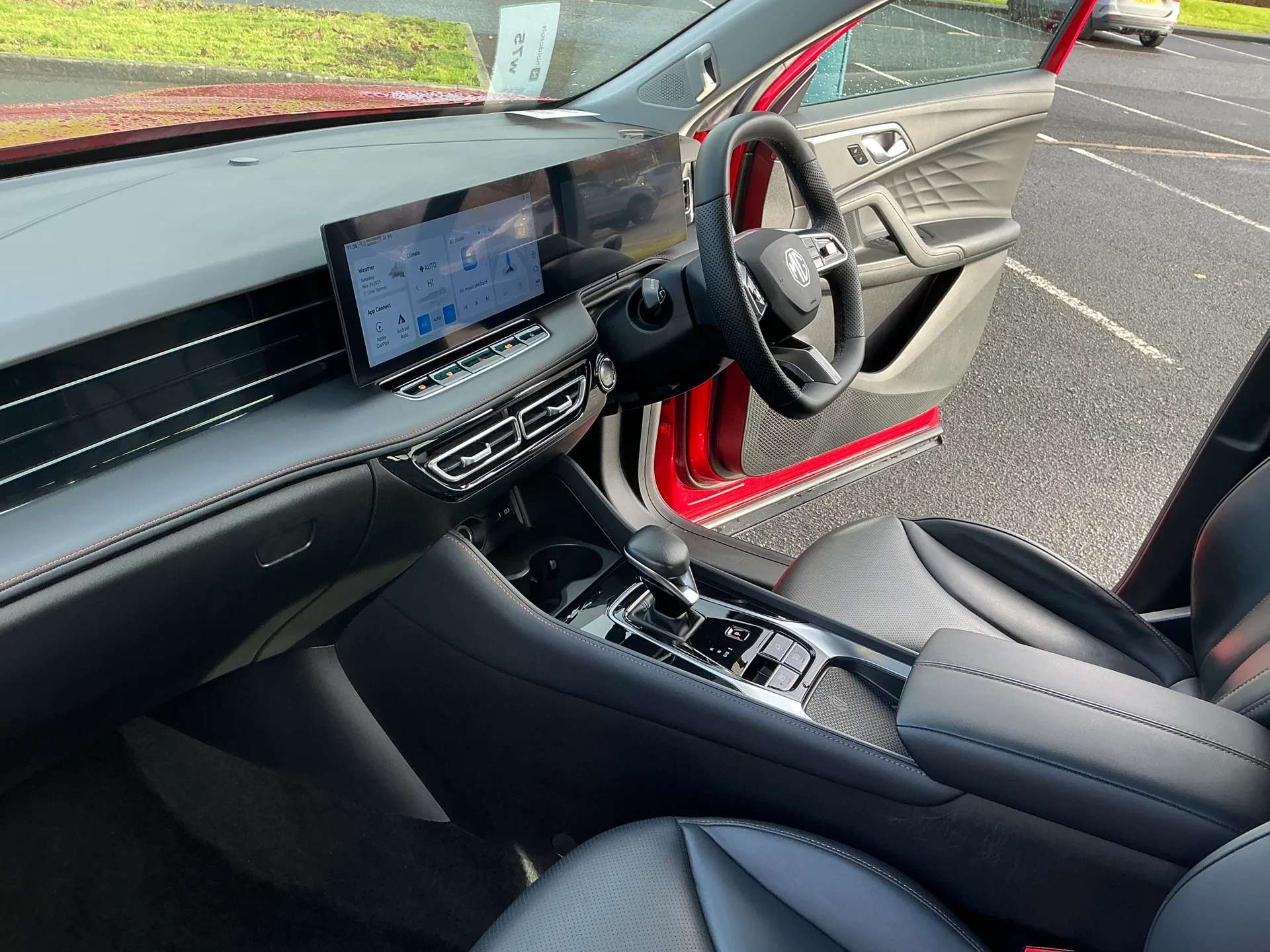 2024 MG MOTOR UK HS 2024 MG MOTOR UK HS