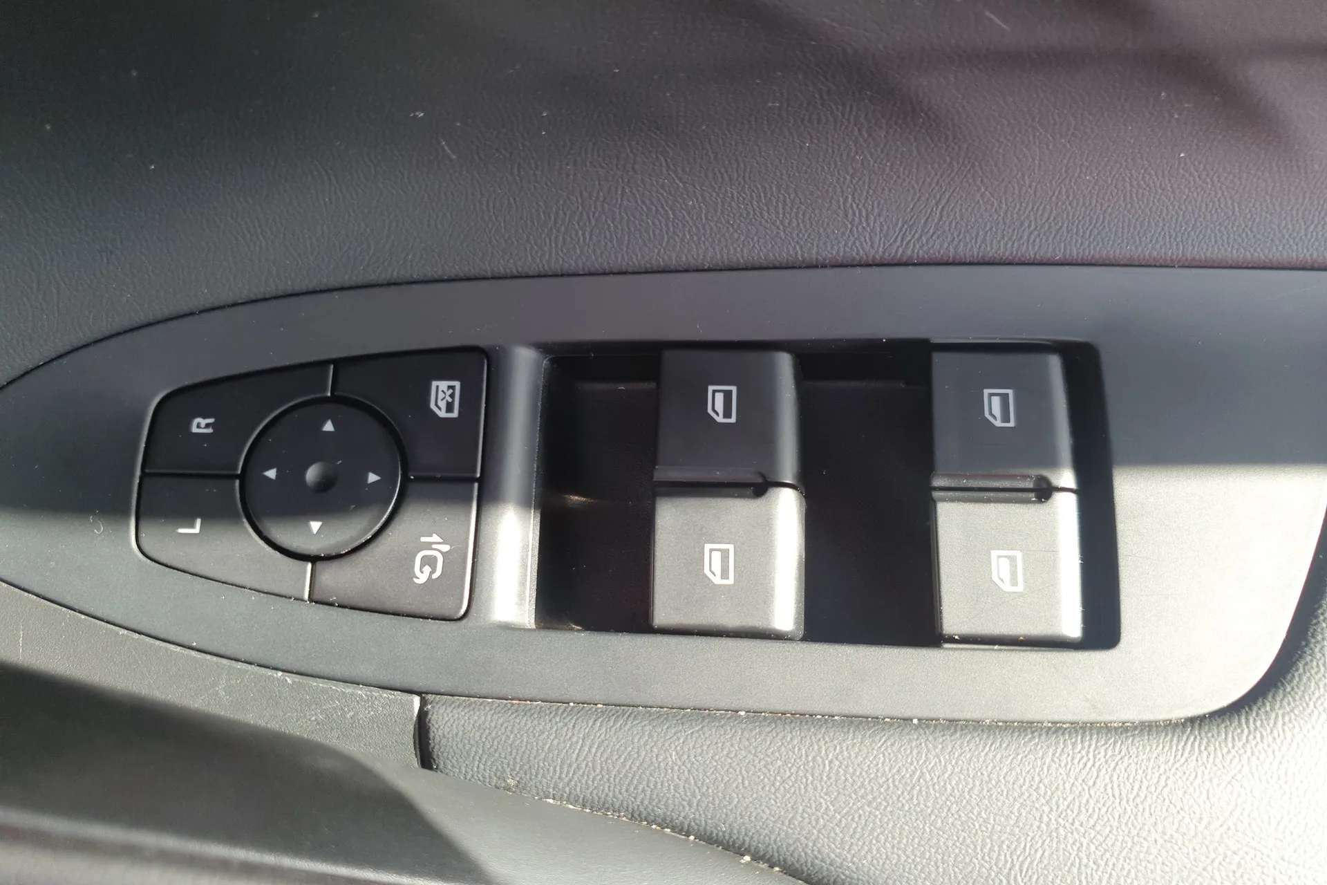 2024 MG MOTOR UK HS 2024 MG MOTOR UK HS