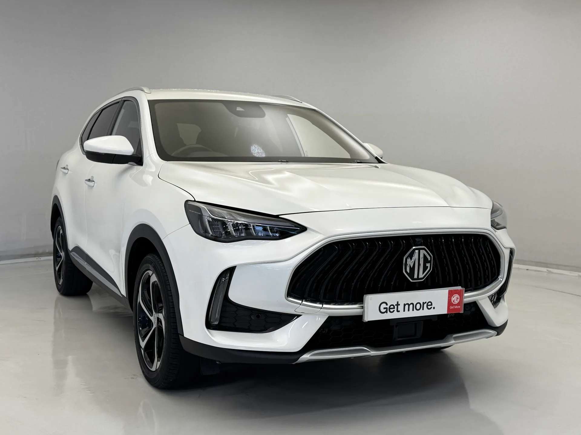 A 2023 MG HS 1.5 T-GDI Trophy 5dr ð 27,506 Miles ð A 2023 MG HS 1.5 T-GDI Trophy 5dr ð 27,506 Miles ð