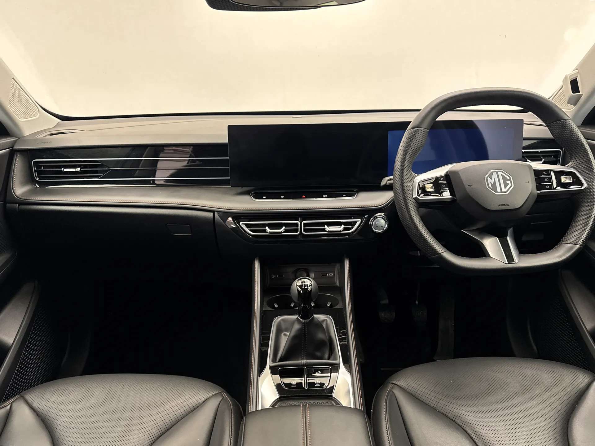 2024 MG MOTOR UK HS 2024 MG MOTOR UK HS