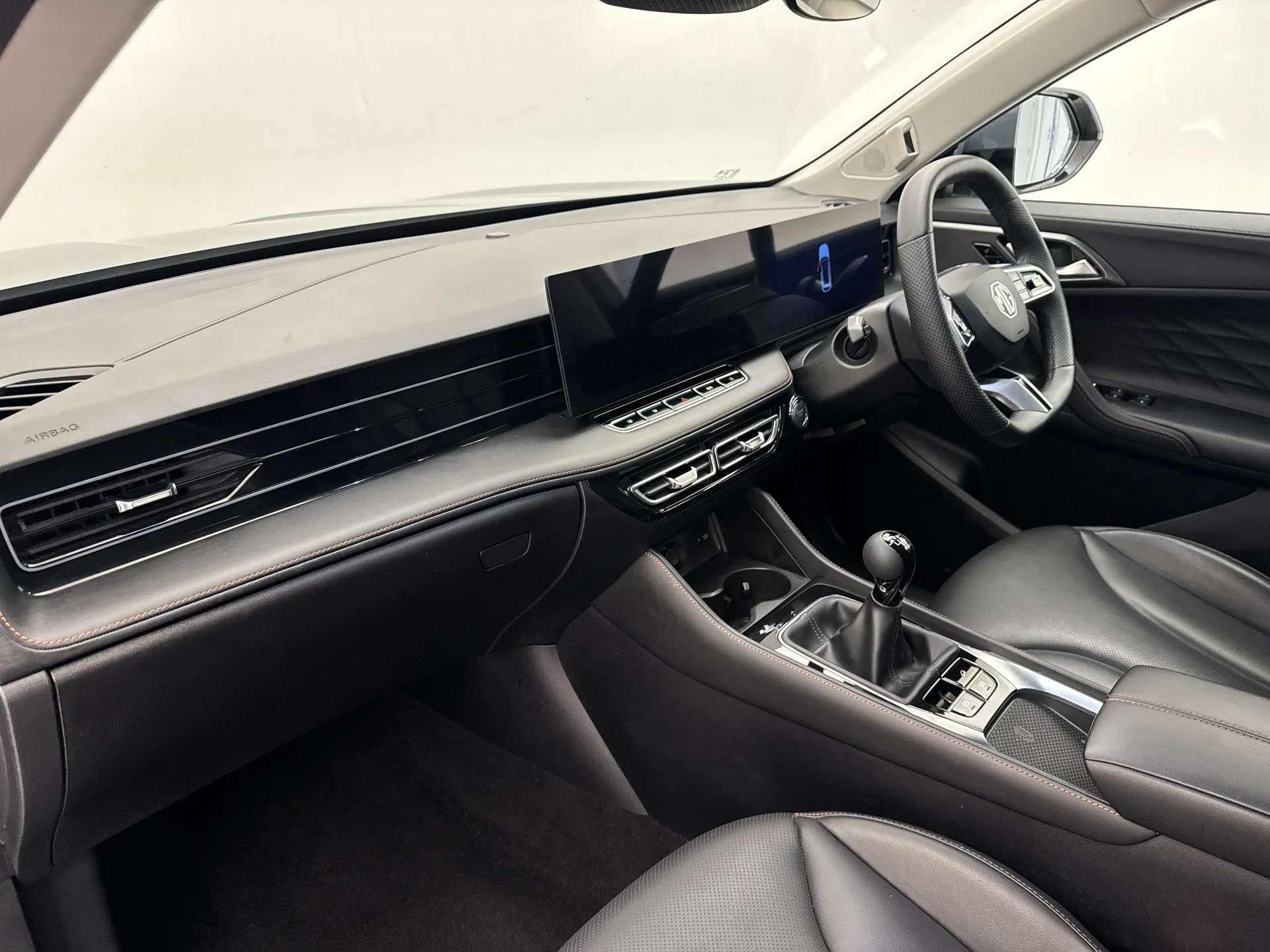 2024 MG MOTOR UK HS 2024 MG MOTOR UK HS