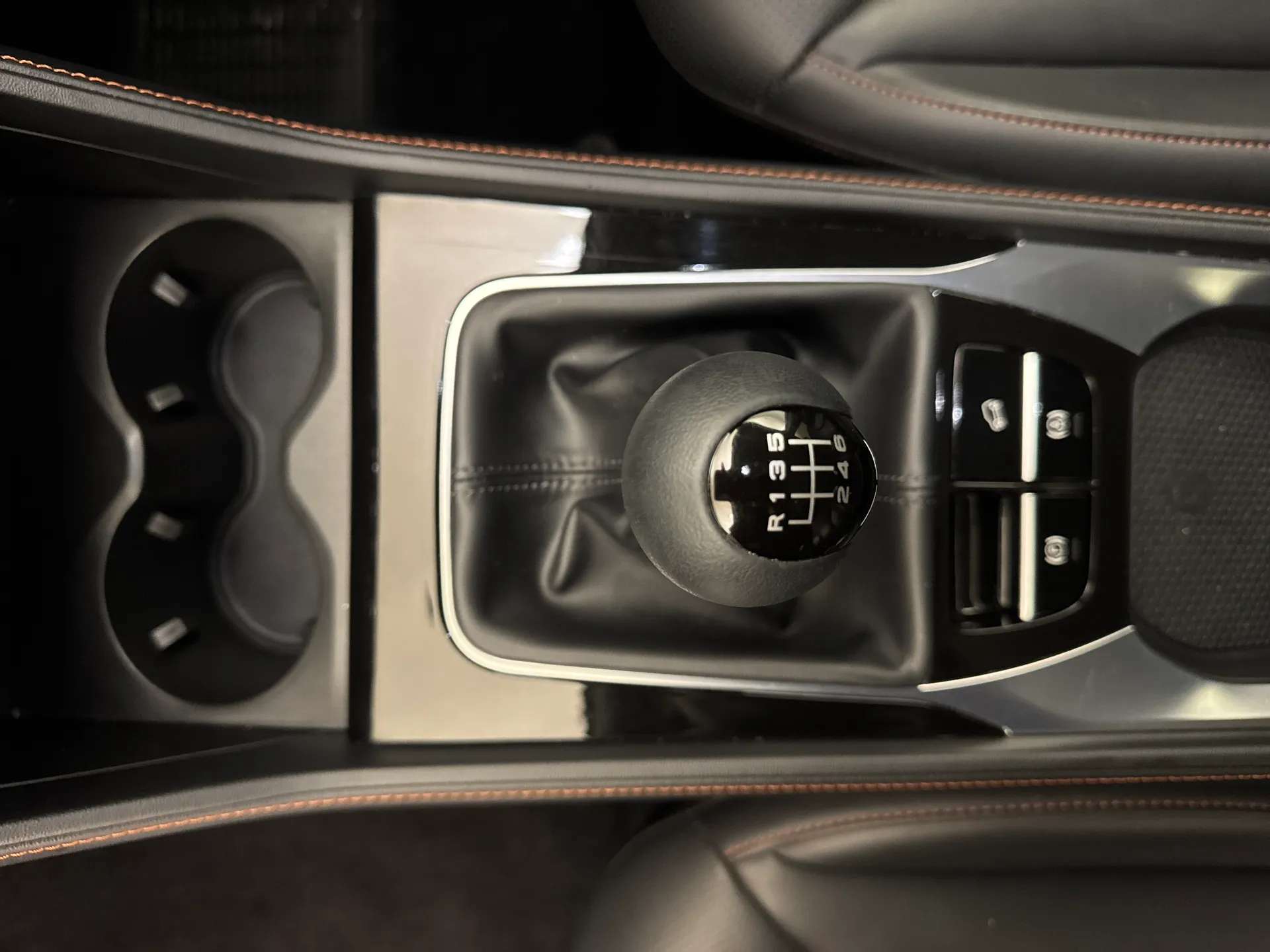 2024 MG MOTOR UK HS 2024 MG MOTOR UK HS