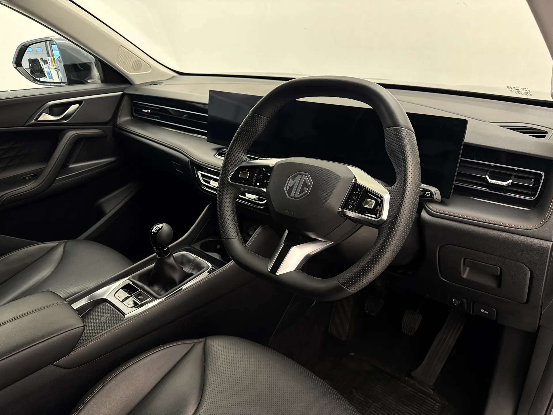 2024 MG MOTOR UK HS 2024 MG MOTOR UK HS