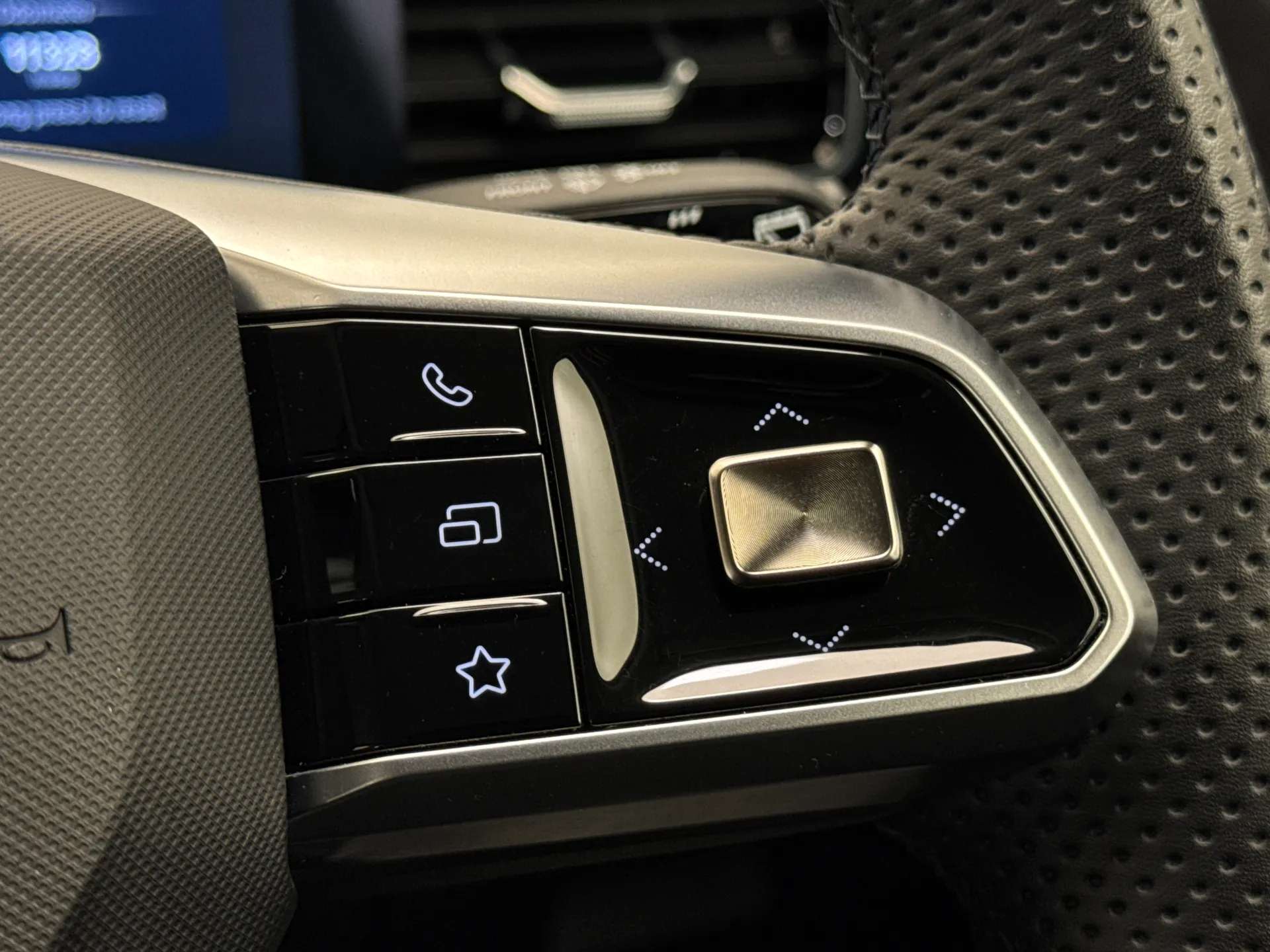 2024 MG MOTOR UK HS 2024 MG MOTOR UK HS