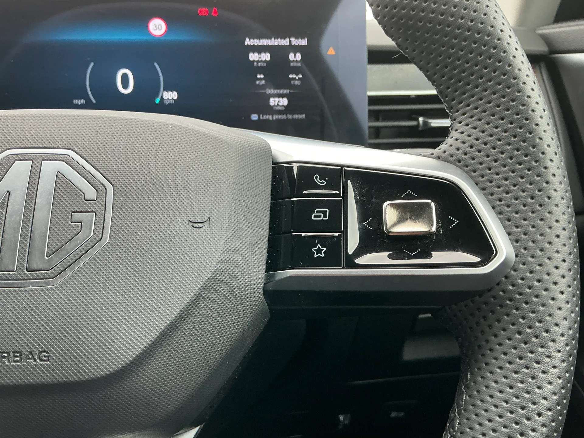 2024 MG MOTOR UK HS 2024 MG MOTOR UK HS