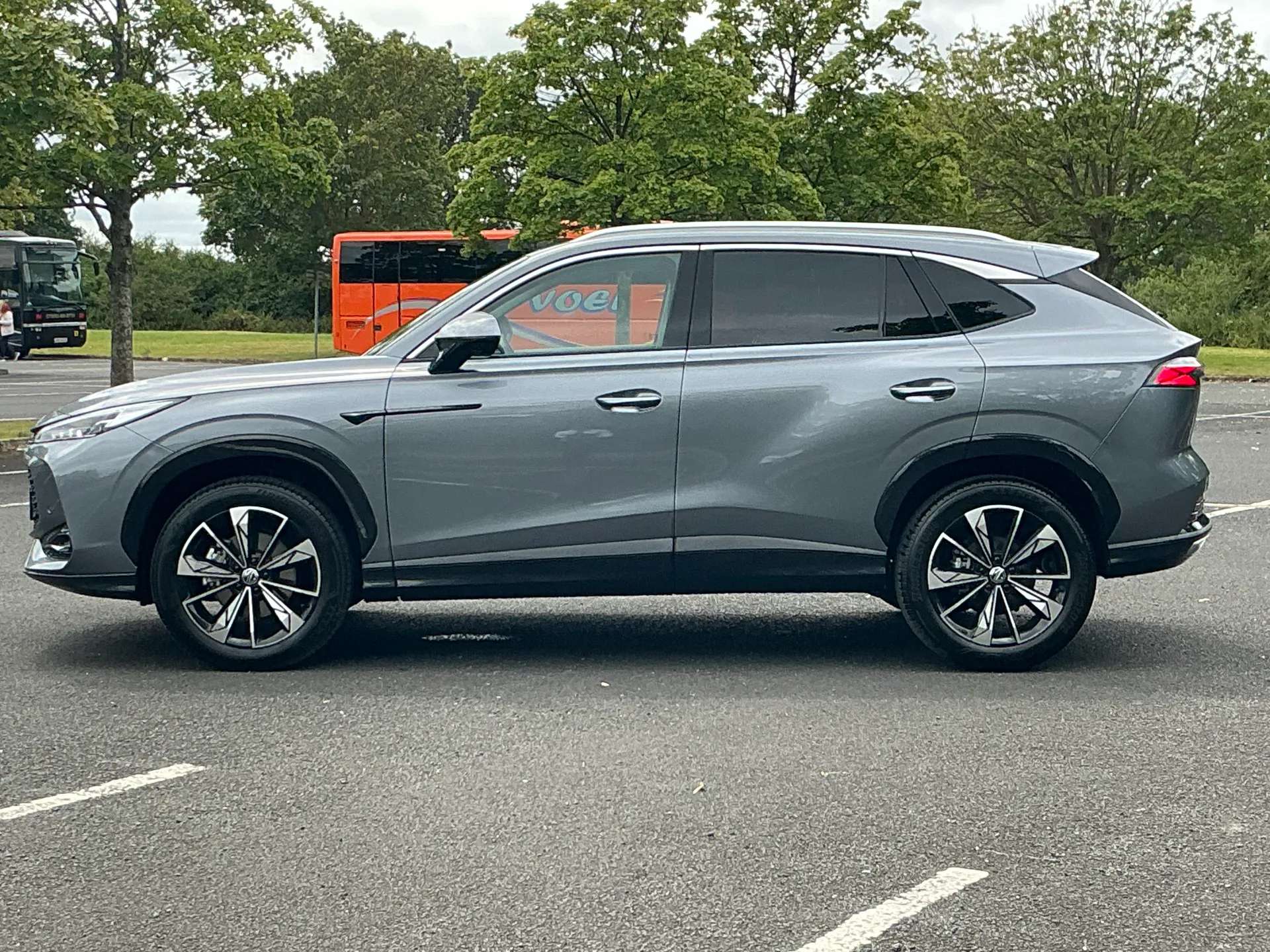 2026 MG HS 2026 MG HS