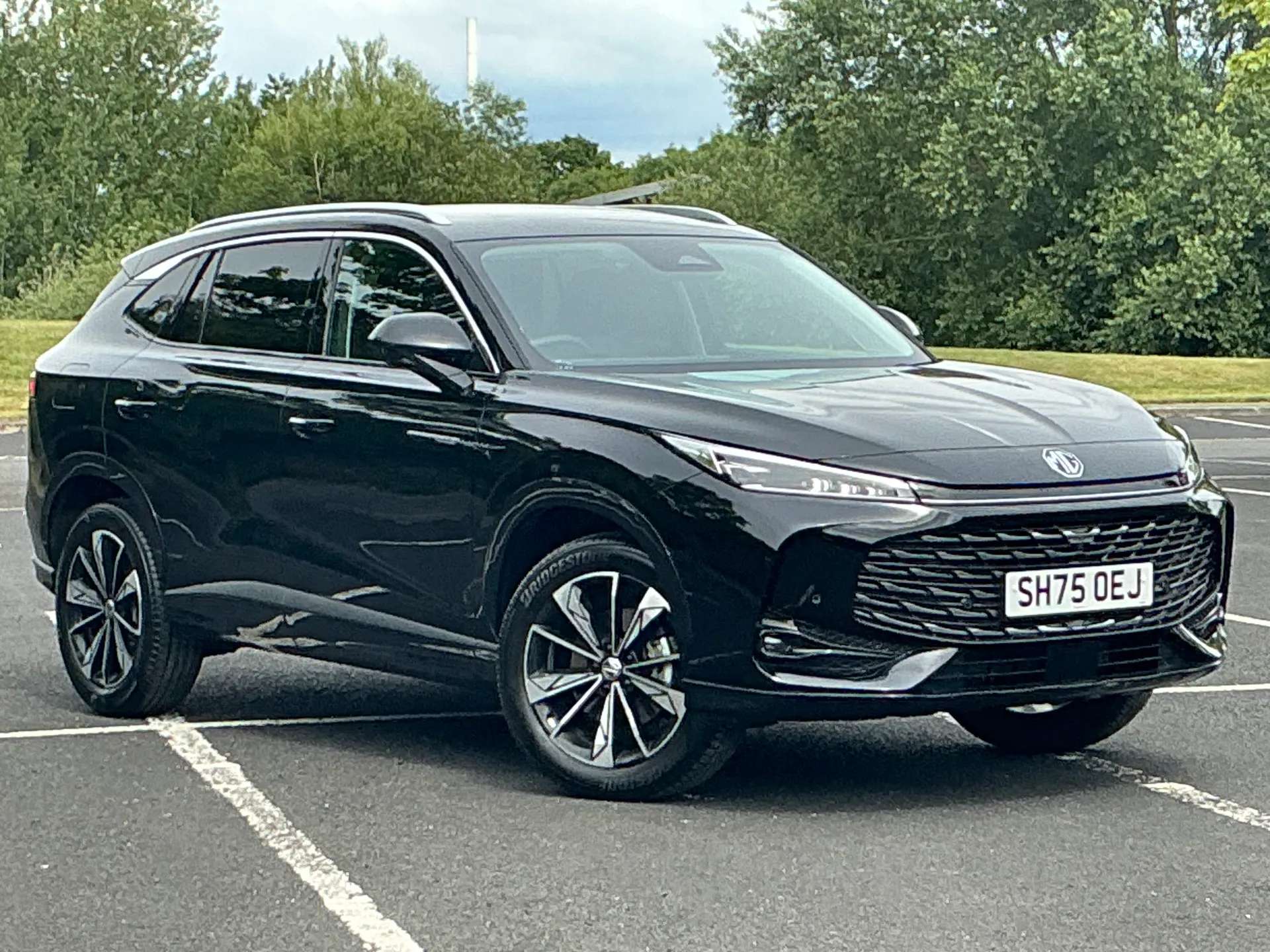 A 2025 MG HS 1.5 T-GDI Trophy 5dr A 2025 MG HS 1.5 T-GDI Trophy 5dr