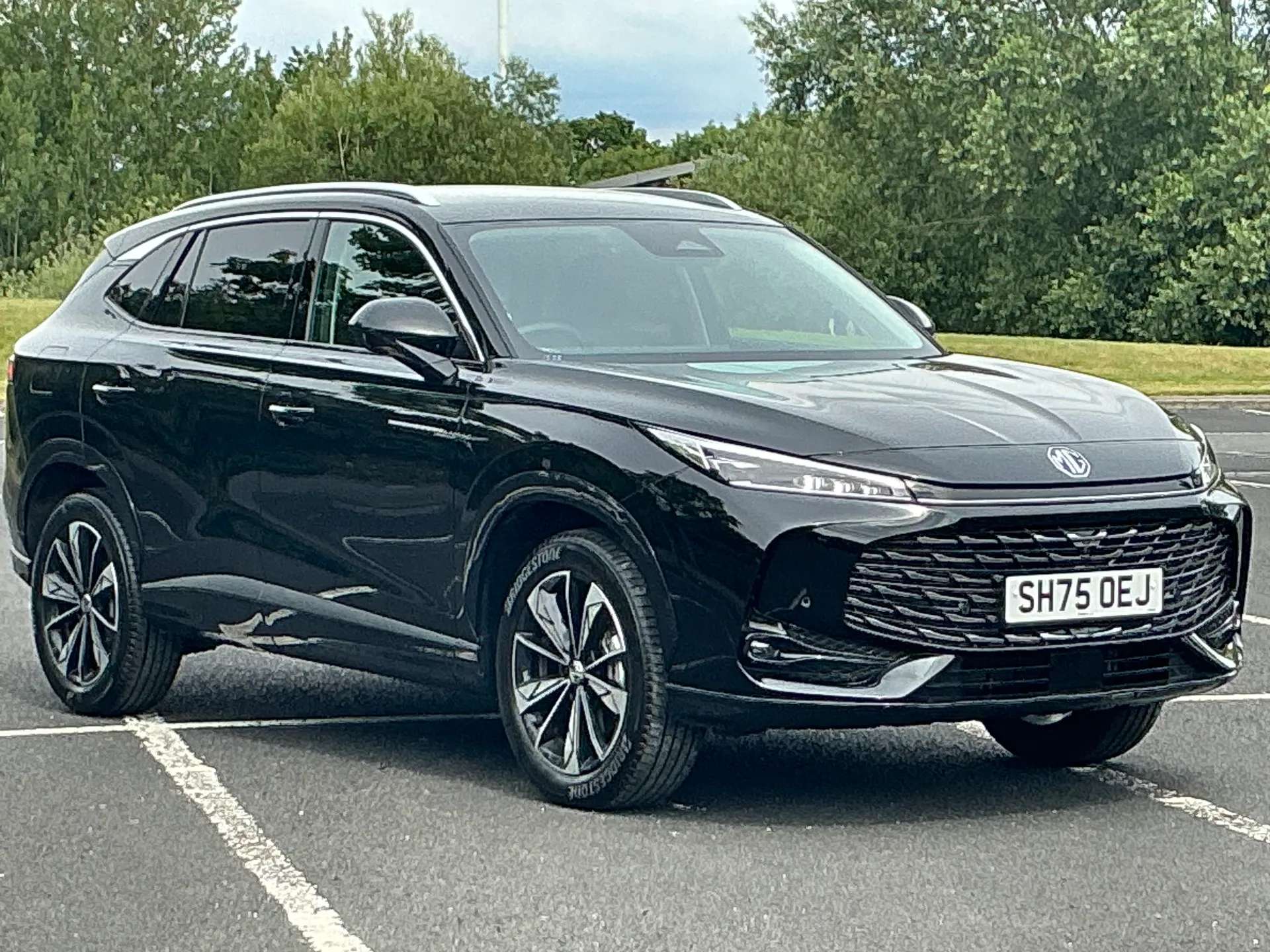 A 2025 MG HS 1.5 T-GDI Trophy 5dr A 2025 MG HS 1.5 T-GDI Trophy 5dr