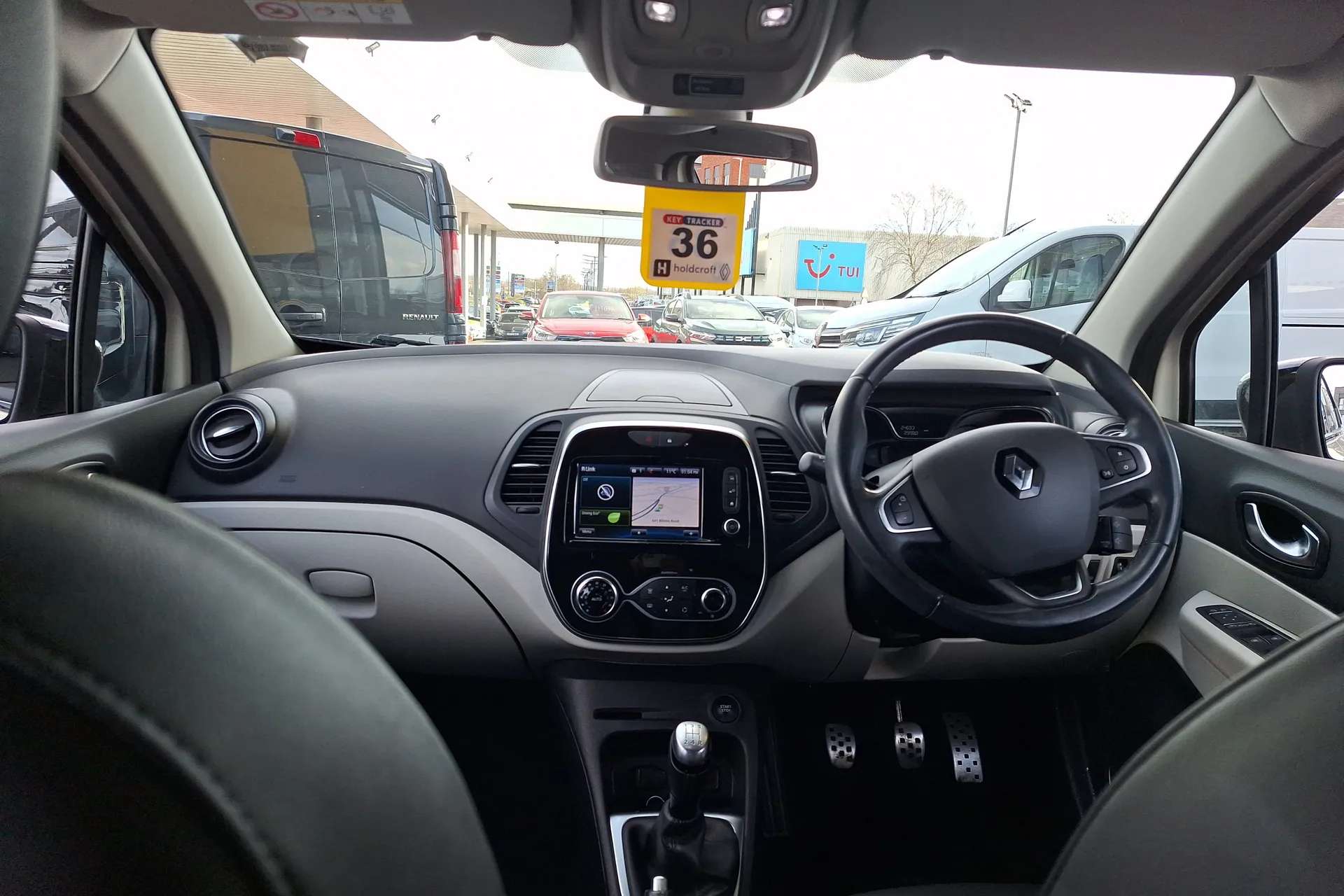 A 2018 RENAULT CAPTUR 0.9 TCE 90 GT Line 5dr A 2018 RENAULT CAPTUR 0.9 TCE 90 GT Line 5dr