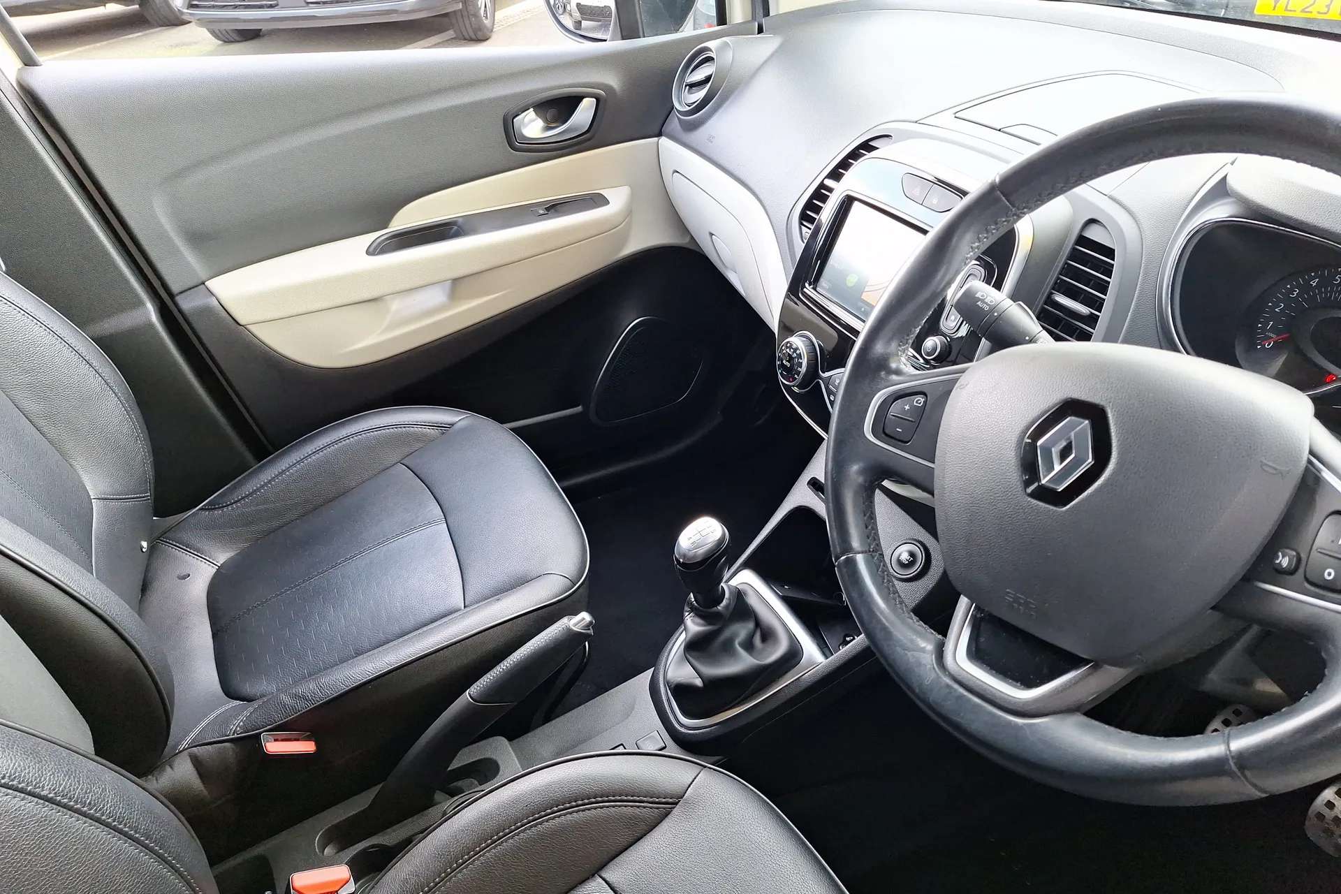 2018 RENAULT CAPTUR 2018 RENAULT CAPTUR