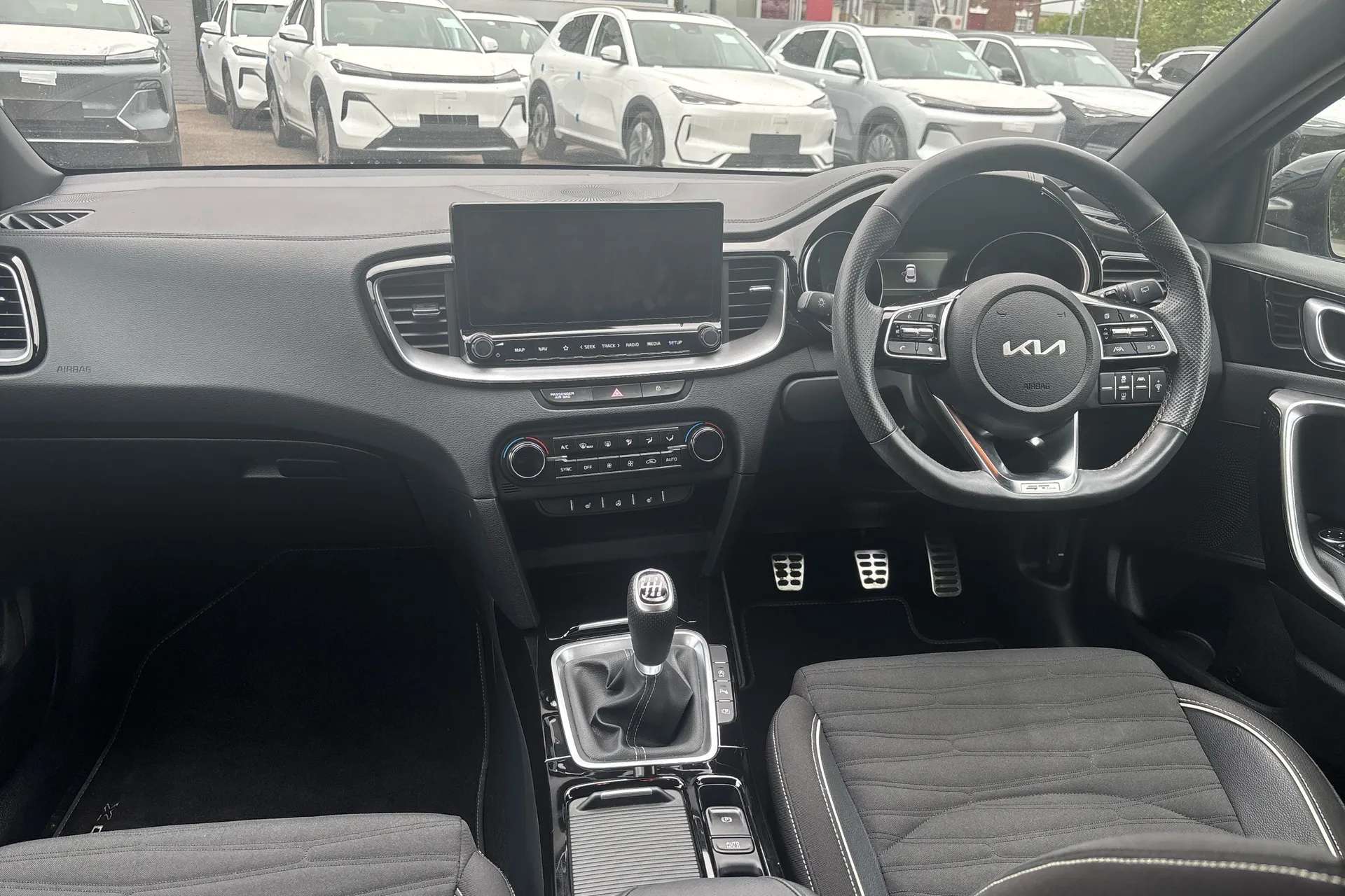 A 2024 KIA XCEED 1.5T GDi ISG GT-Line 5dr A 2024 KIA XCEED 1.5T GDi ISG GT-Line 5dr