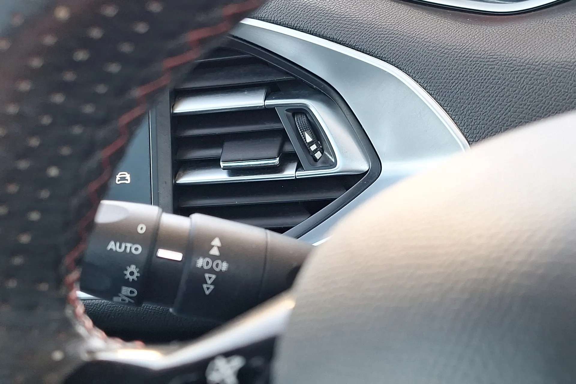 2020 PEUGEOT 308 2020 PEUGEOT 308