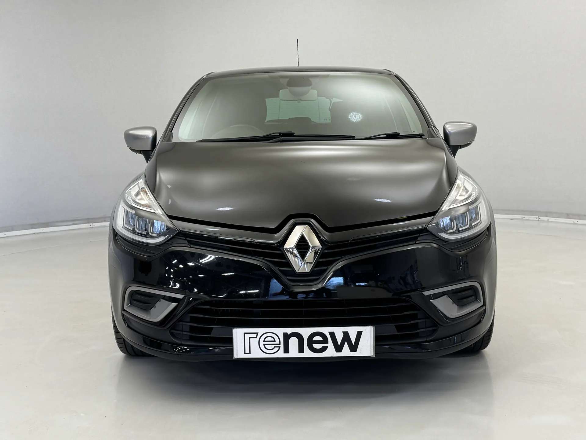 A 2019 RENAULT CLIO 0.9 TCE 90 GT Line 5dr A 2019 RENAULT CLIO 0.9 TCE 90 GT Line 5dr
