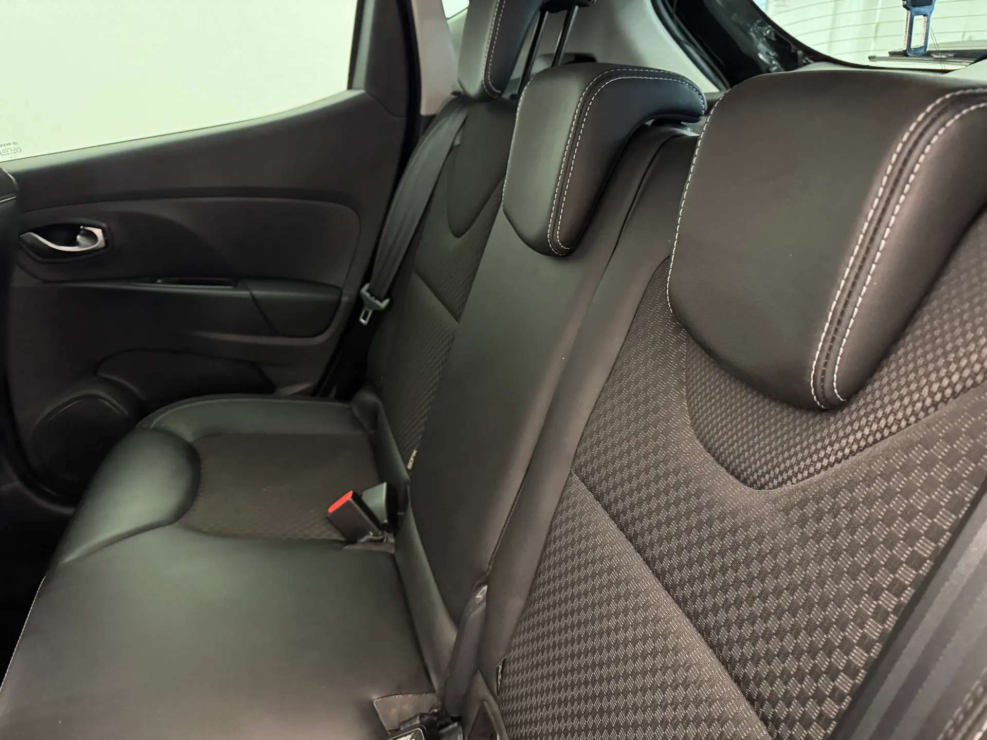 2019 RENAULT CLIO 2019 RENAULT CLIO