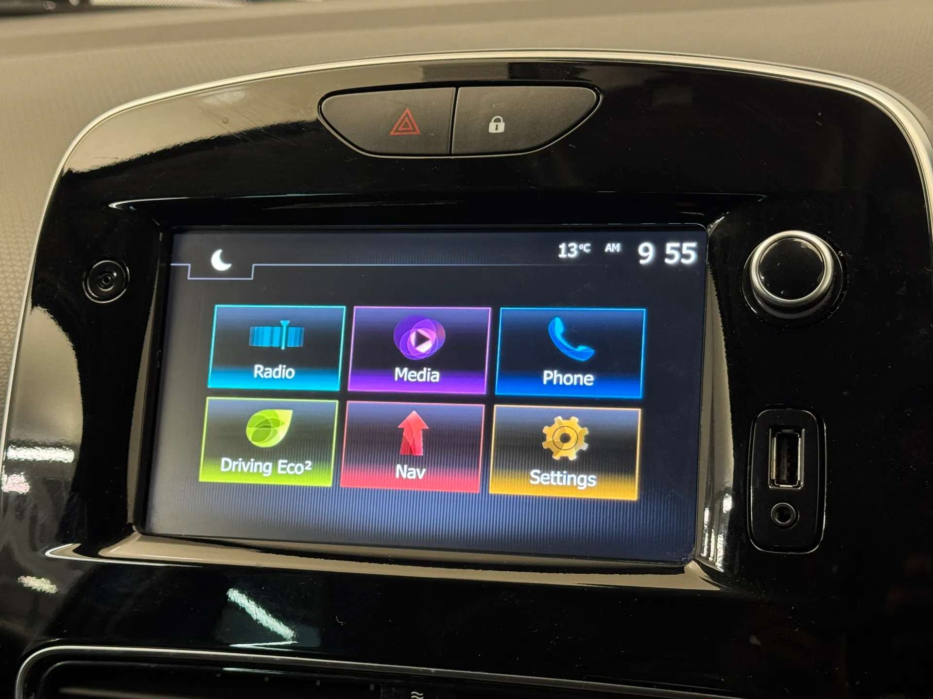 2019 RENAULT CLIO 2019 RENAULT CLIO