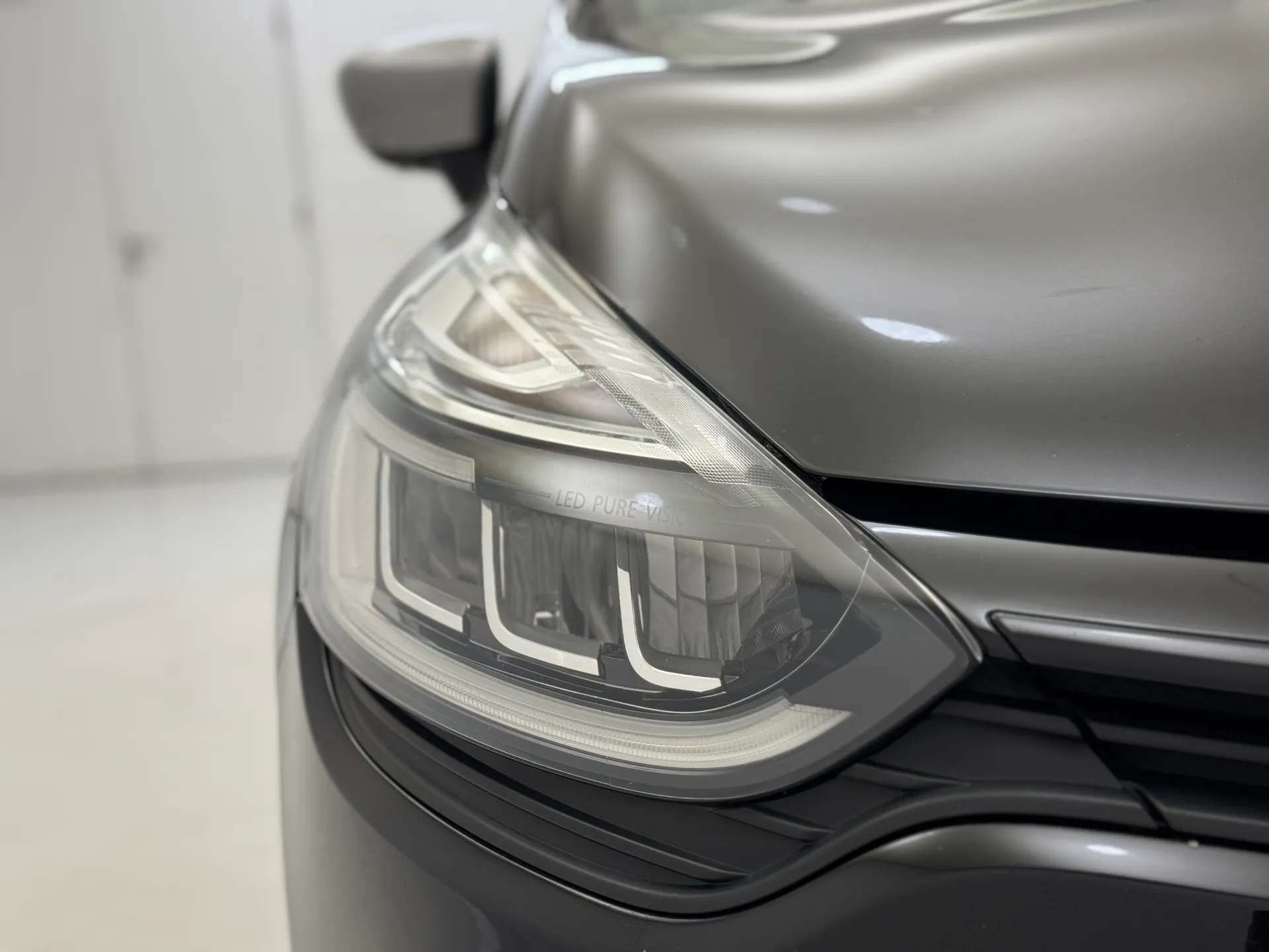 2019 RENAULT CLIO 2019 RENAULT CLIO
