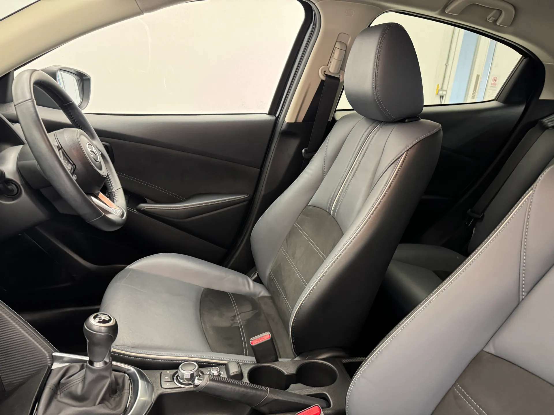 2022 MAZDA MAZDA2 2022 MAZDA MAZDA2