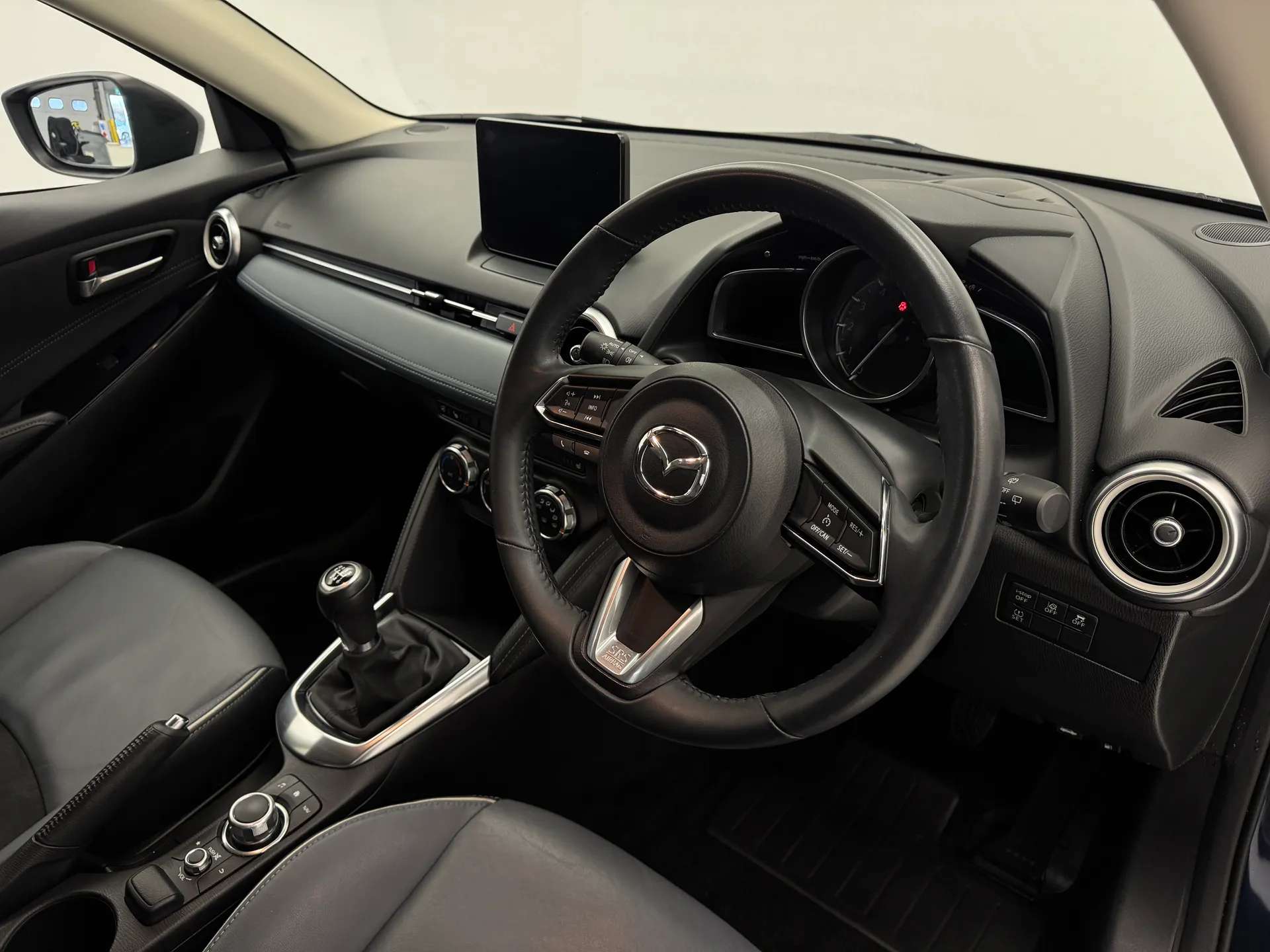 2022 MAZDA MAZDA2 2022 MAZDA MAZDA2