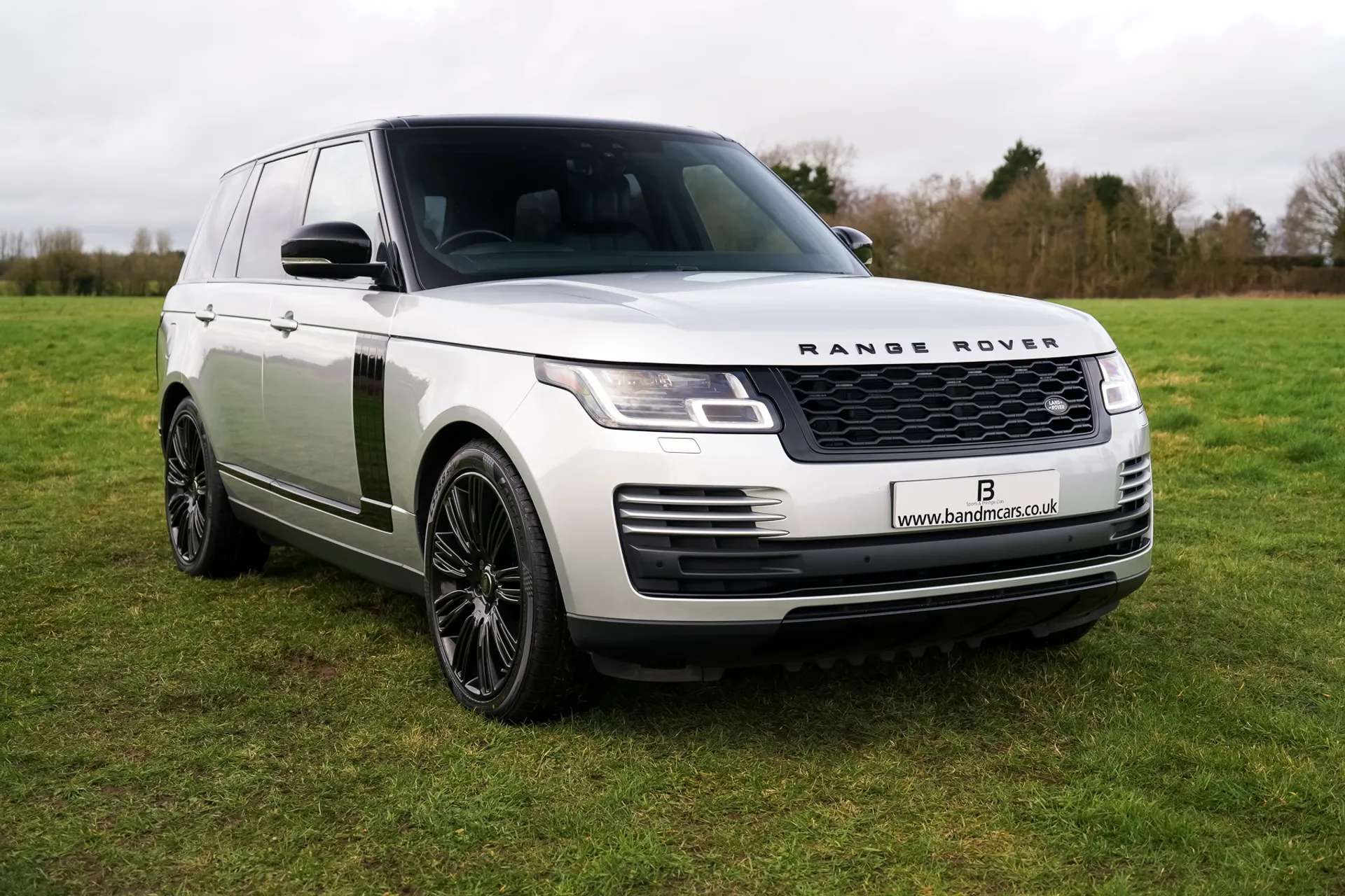 A 2019 LAND ROVER RANGE ROVER 3.0 SDV6 Vogue 4dr Auto A 2019 LAND ROVER RANGE ROVER 3.0 SDV6 Vogue 4dr Auto