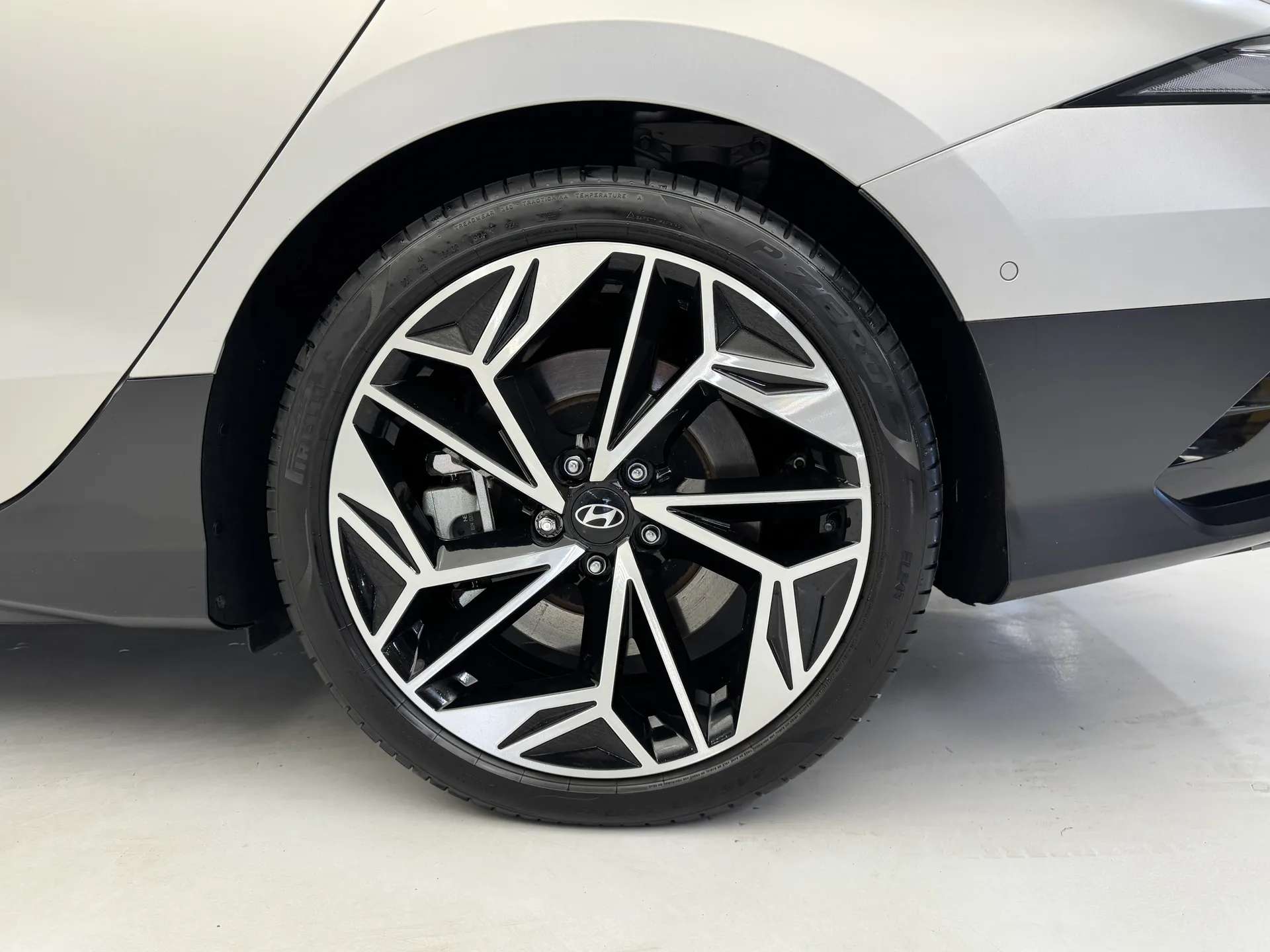 2025 HYUNDAI IONIQ 6 2025 HYUNDAI IONIQ 6