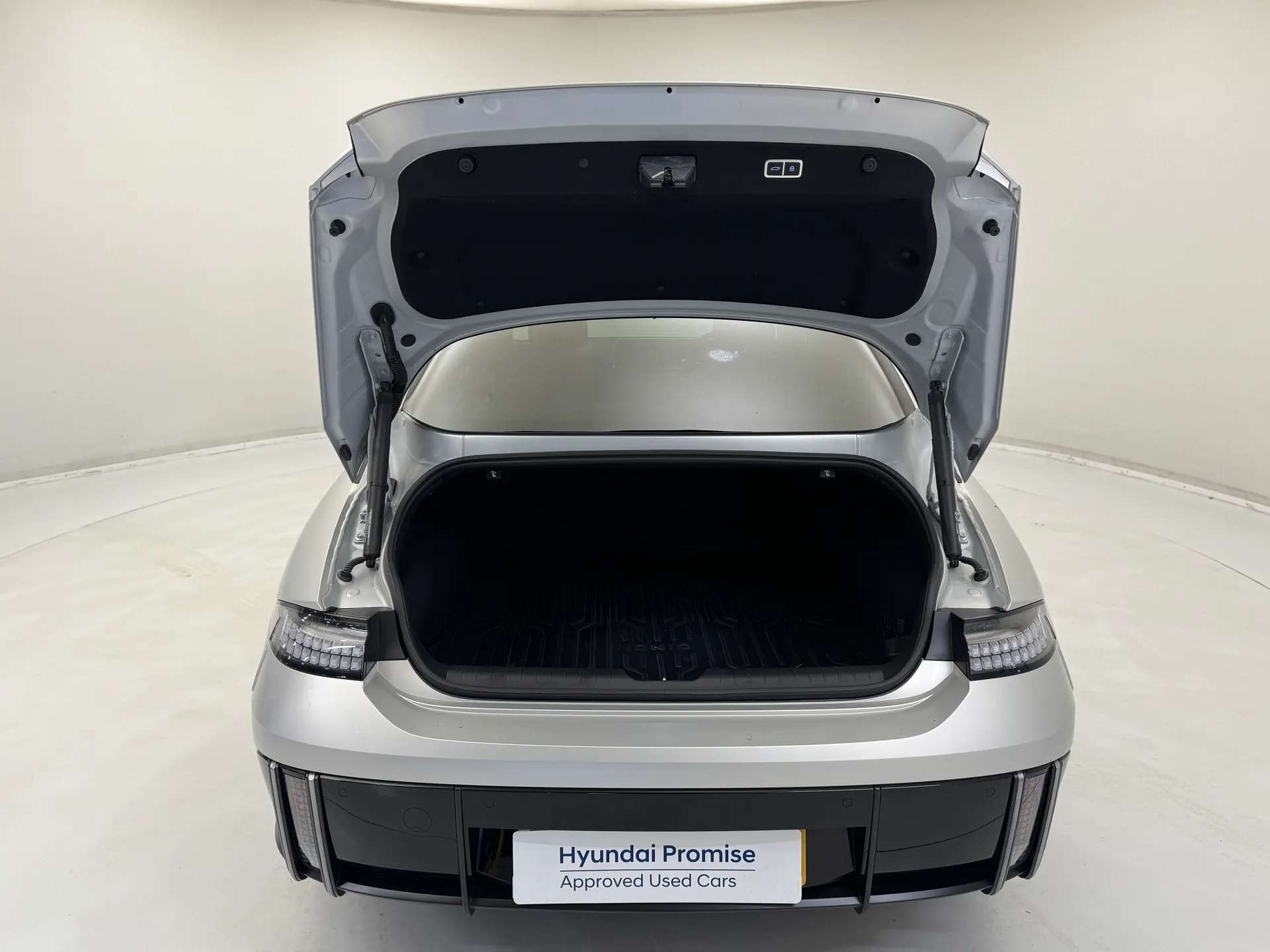 2025 HYUNDAI IONIQ 6 2025 HYUNDAI IONIQ 6