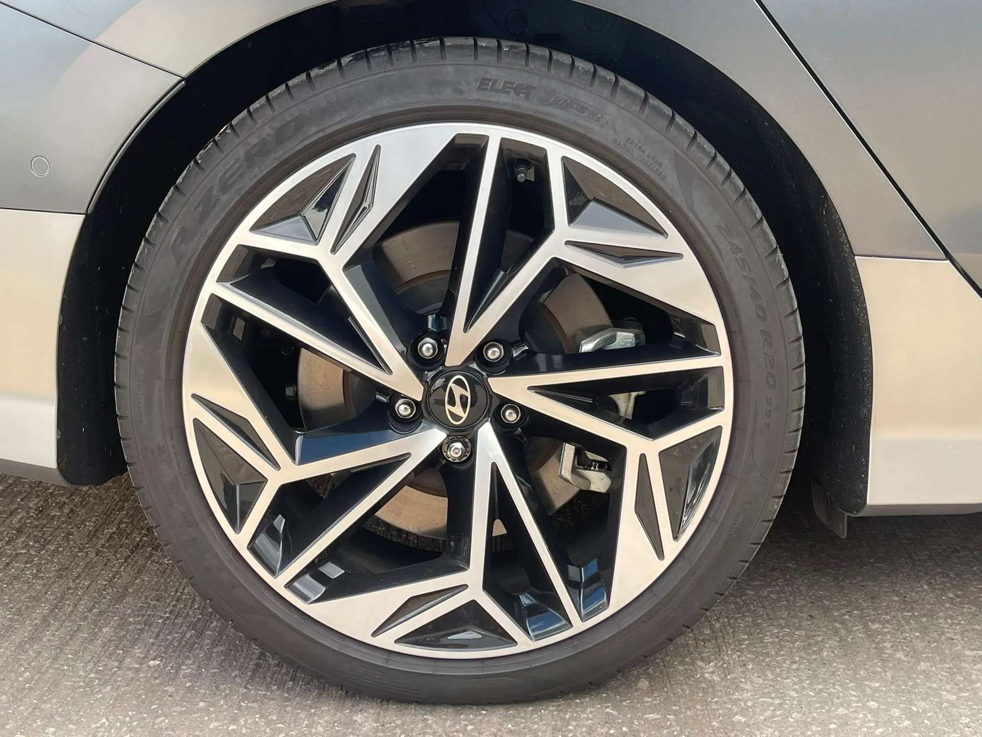 2025 HYUNDAI IONIQ 6 2025 HYUNDAI IONIQ 6