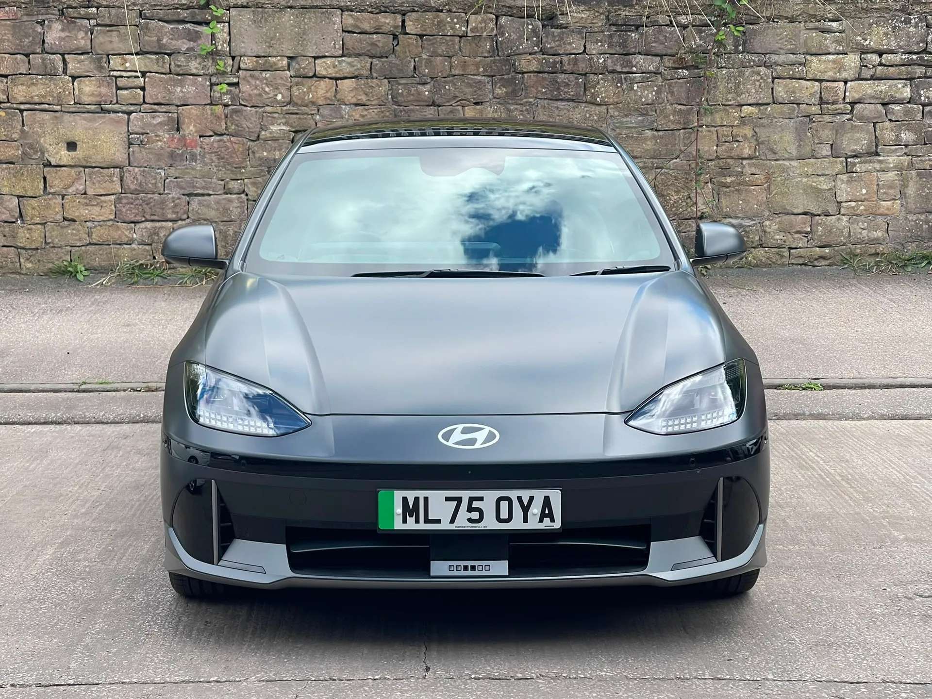 A 2025 HYUNDAI IONIQ 6 239kW Ultimate 77kWh 4dr AWD Auto â360 CAMERAâAPPLE CAR PLAYâ A 2025 HYUNDAI IONIQ 6 239kW Ultimate 77kWh 4dr AWD Auto â360 CAMERAâAPPLE CAR PLAYâ